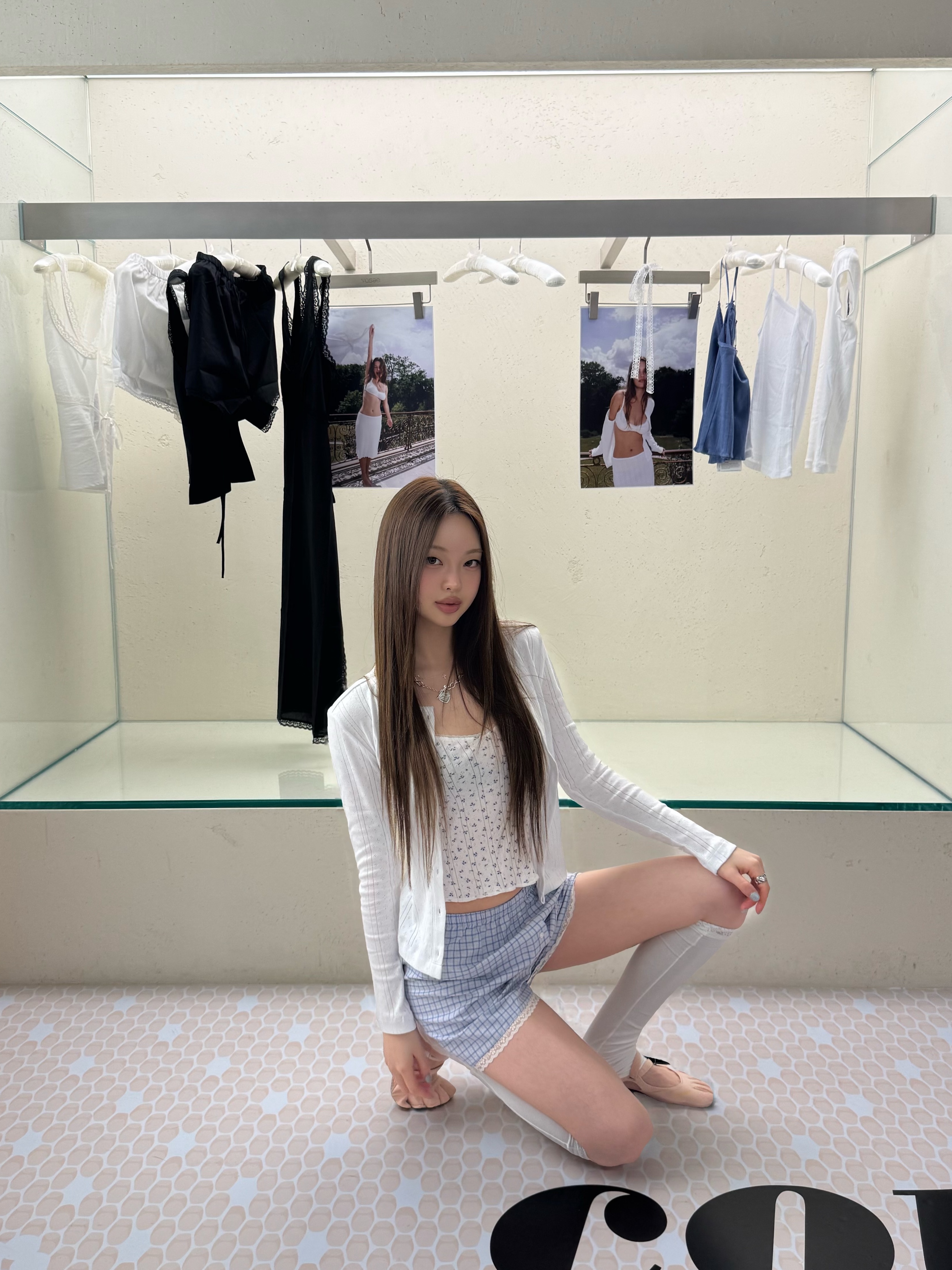 [KREAM 단독] Cou Cou Intimates Women The Boxer Blue Check - 26SS, [KREAM 단독] Cou Cou Intimates Women The Cardigan White - 26SS 착용 스타일 - 2