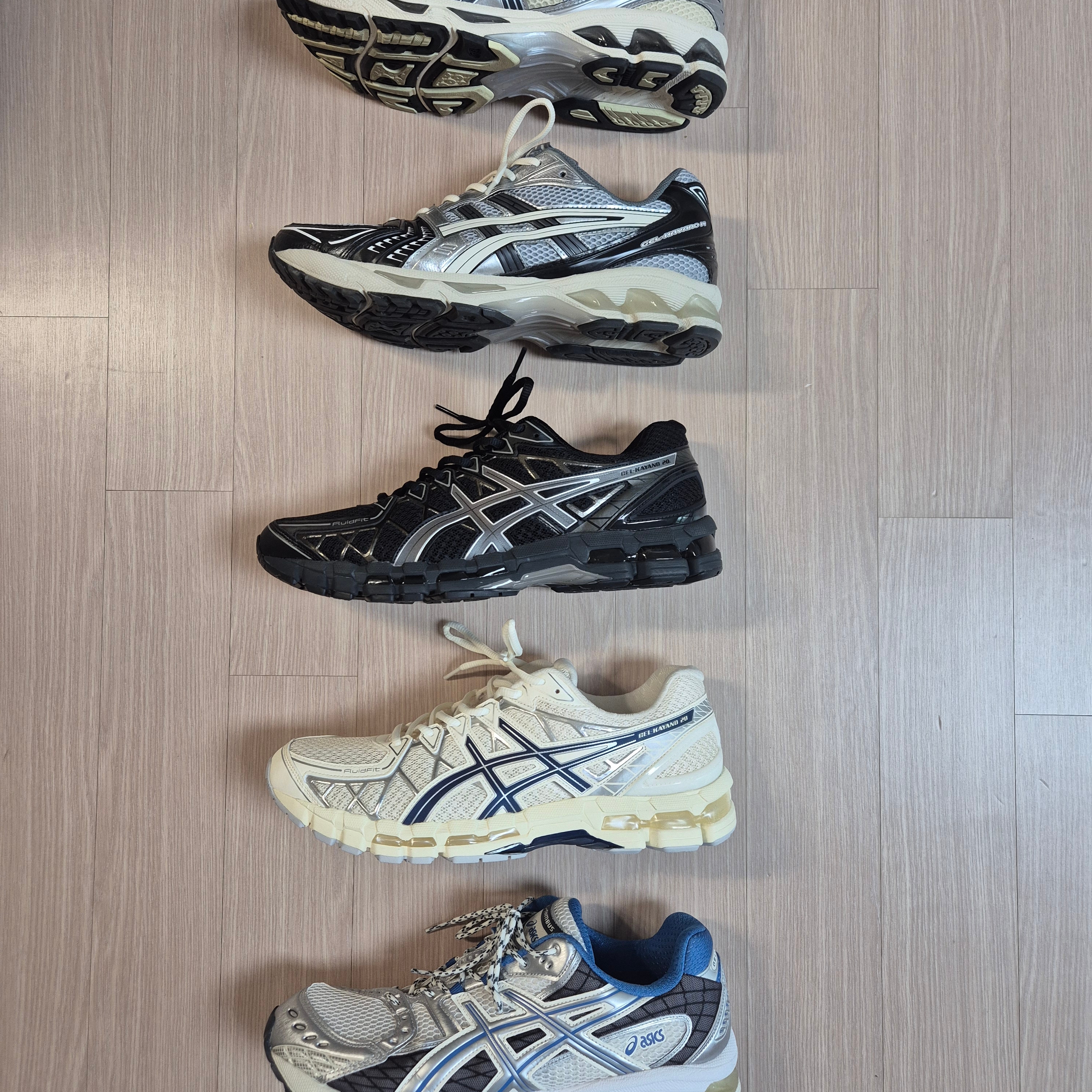 Asics Gel-Kayano 14 Birch Dark Pewter, Asics Gel-Kayano 14 Black Glacier Grey 착용 스타일 - 2