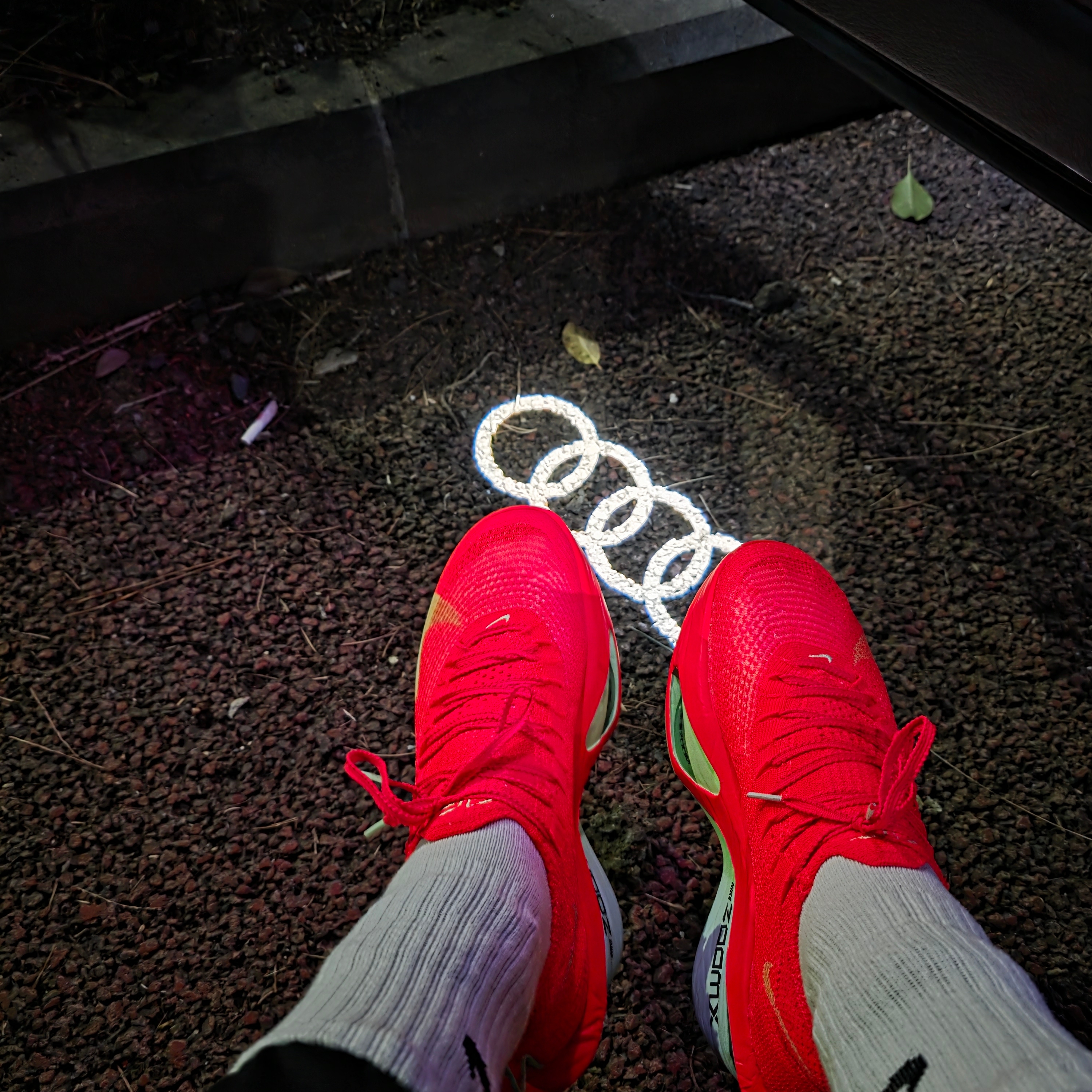 Nike Air Zoom Alphafly Next% 3 Bright Crimson Lime Blast 착용 스타일
