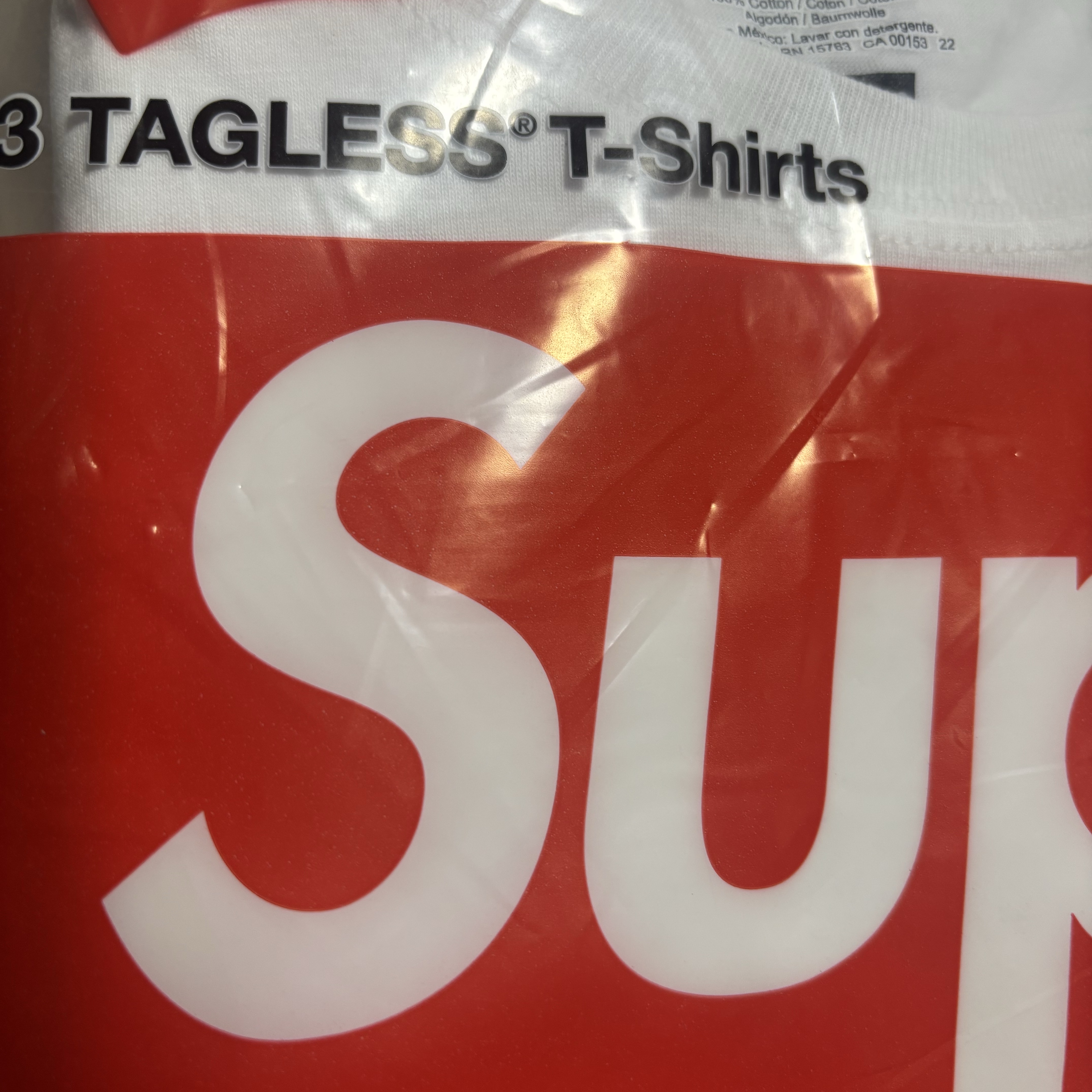 Supreme Hanes Tagless T-Shirt White (3 Pack) 착용 스타일
