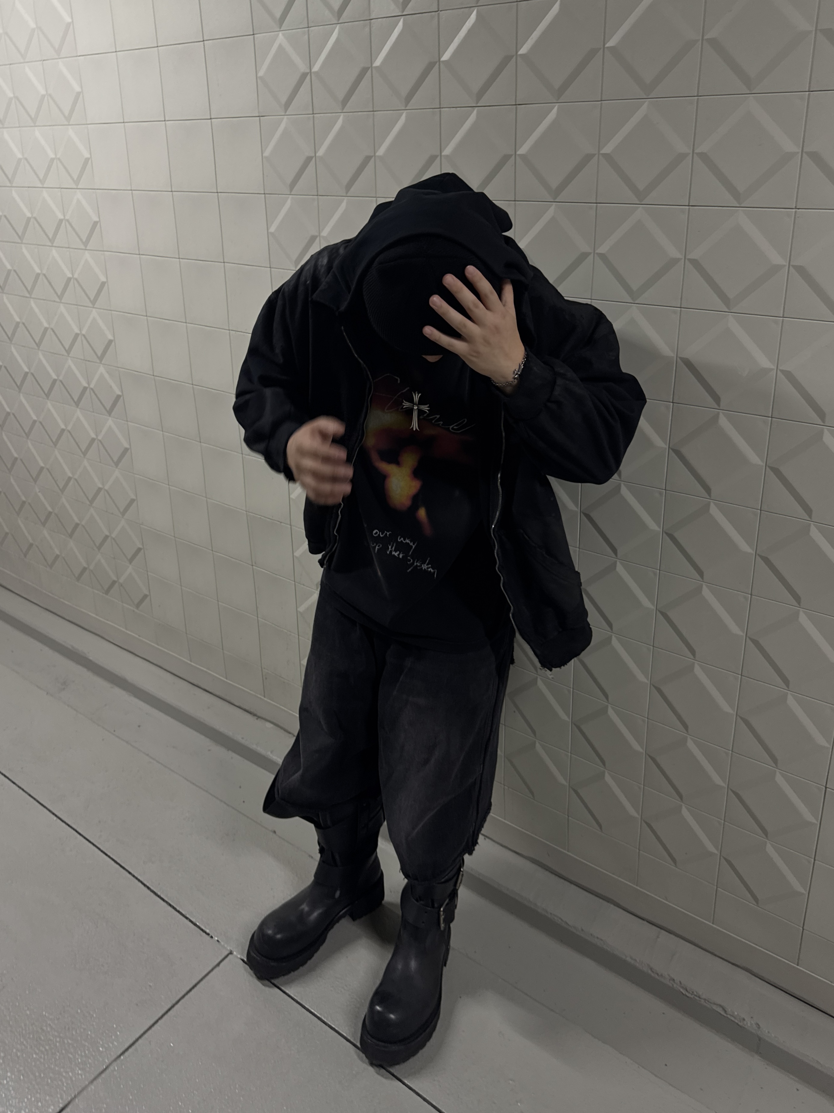 Undermycar POC Flame Vintage Washed T-Shirts Black 착용 스타일