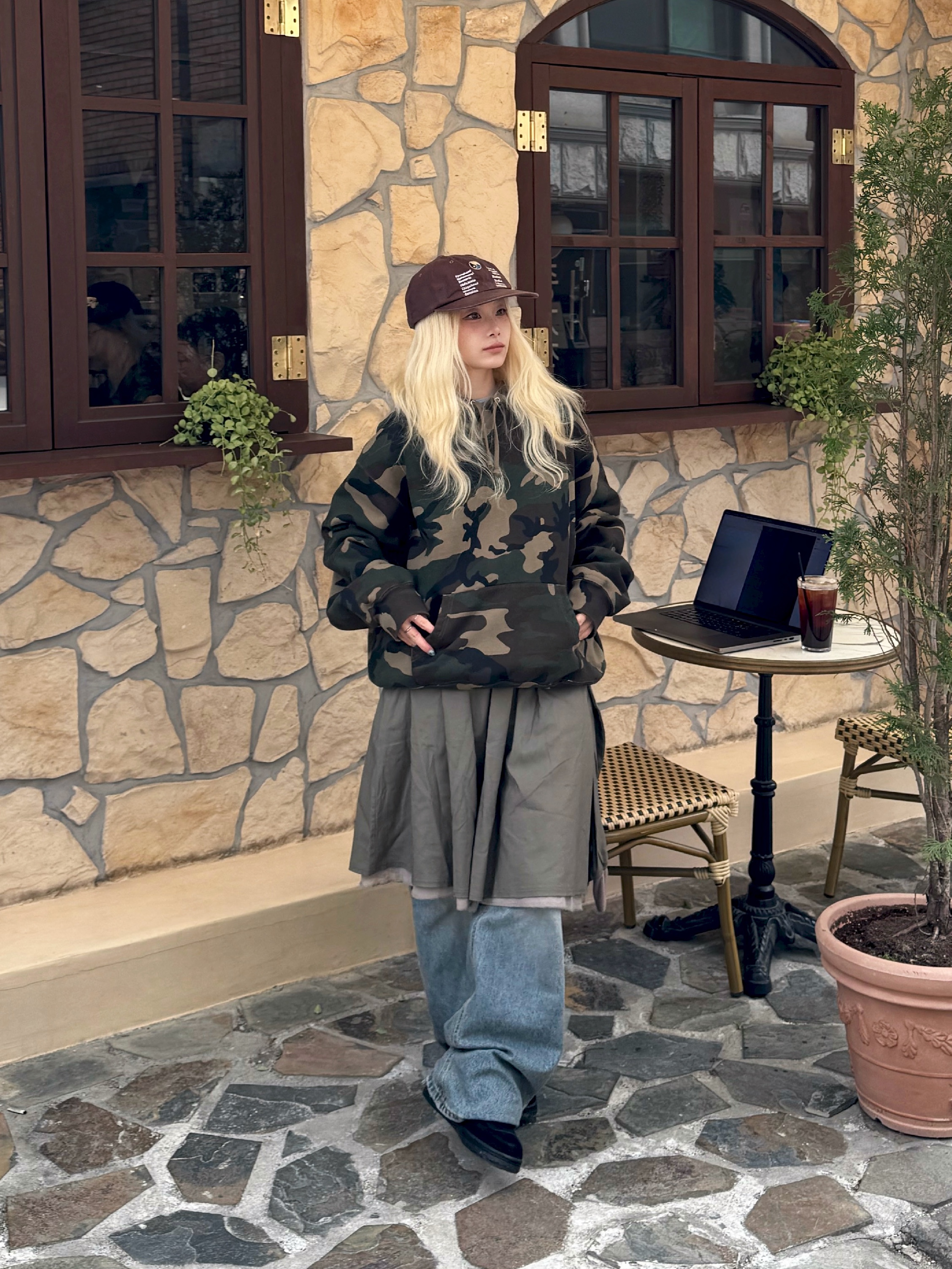 Supreme Team 94 Hooded Sweatshirt Woodland Camo - 25SS, (W) Coyseio Strap Shirring Skirt Ash Brown 착용 스타일