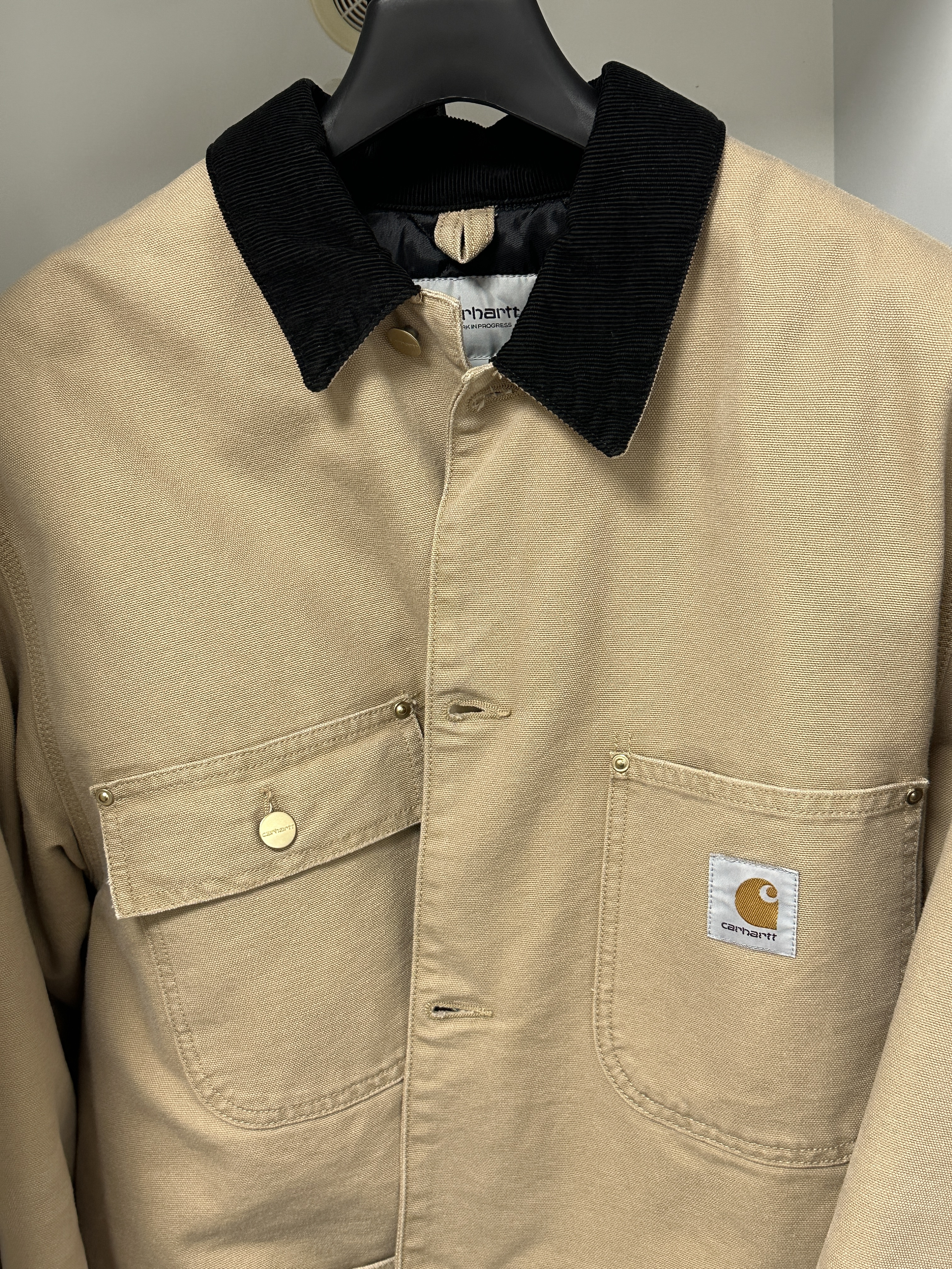 Carhartt WIP OG Chore Coat Peanut Black Aged Canvas 착용 스타일
