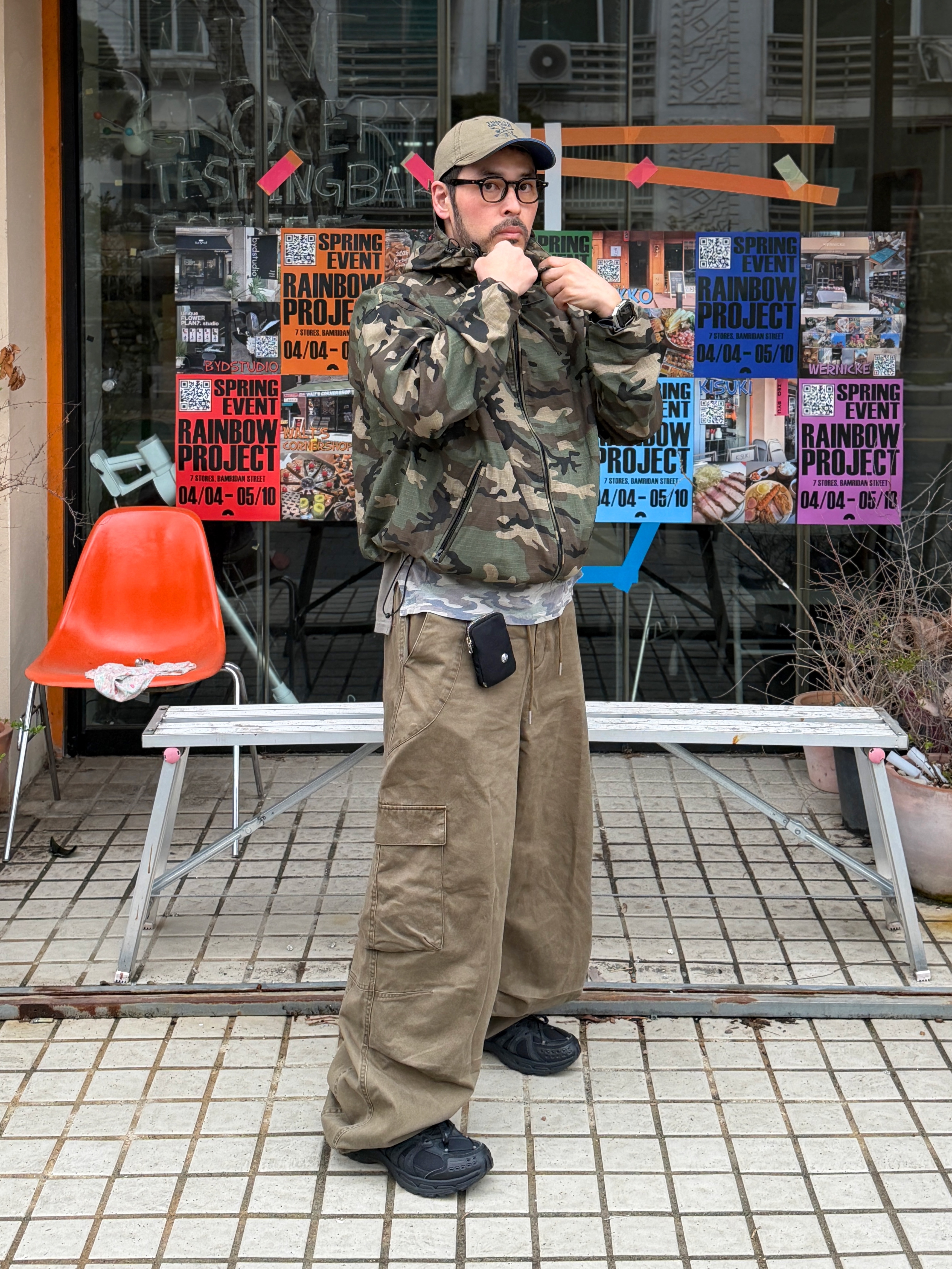 noun Washed Cargo Pants Khaki, K-SWISS M KONEJO S BK 착용 스타일 - 3