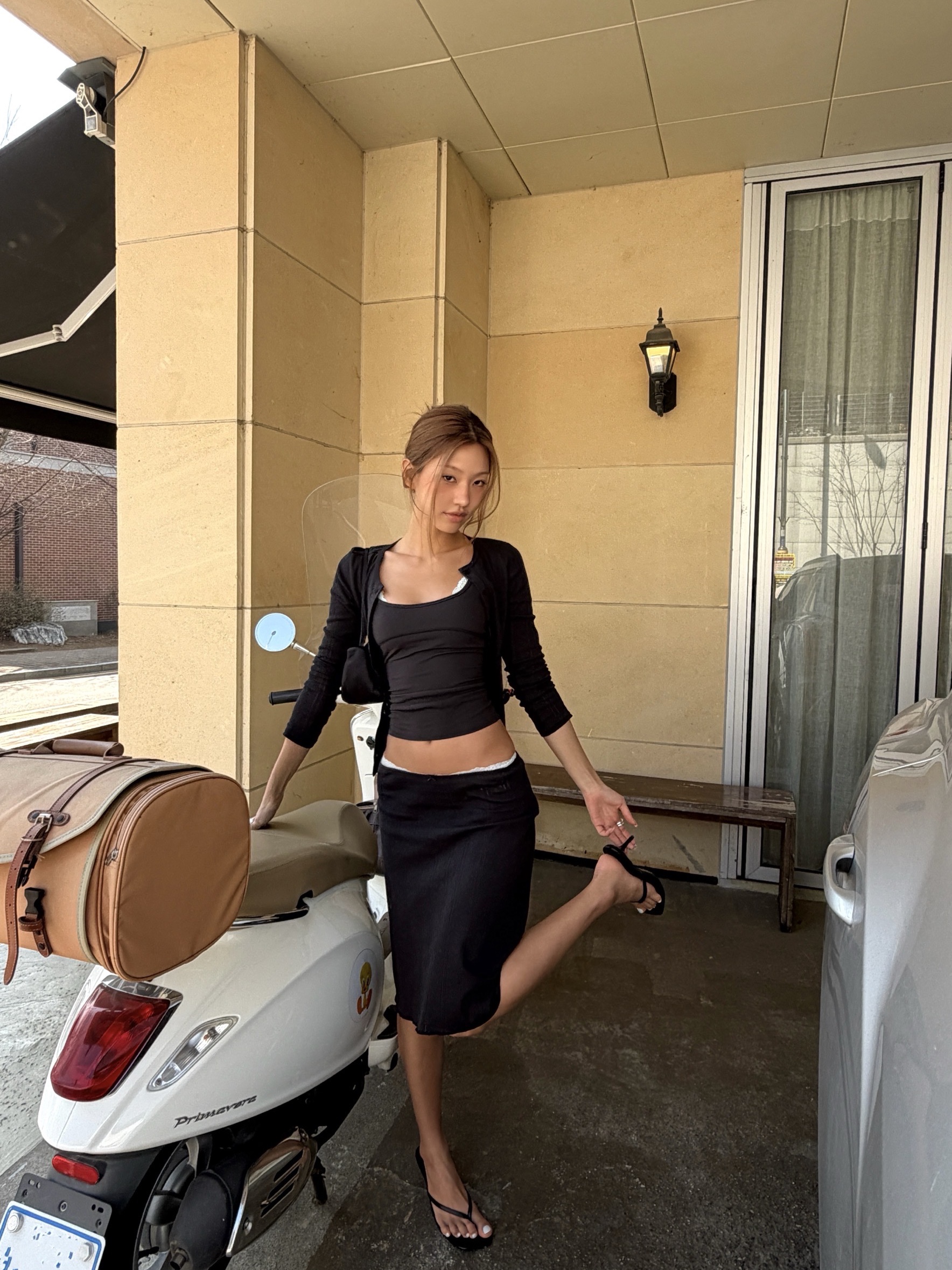 [KREAM 단독] Cou Cou Intimates Women The Slip Skirt Black - 26SS, [KREAM 단독] Cou Cou Intimates Women The Cardigan Black - 26SS 착용 스타일 - 4