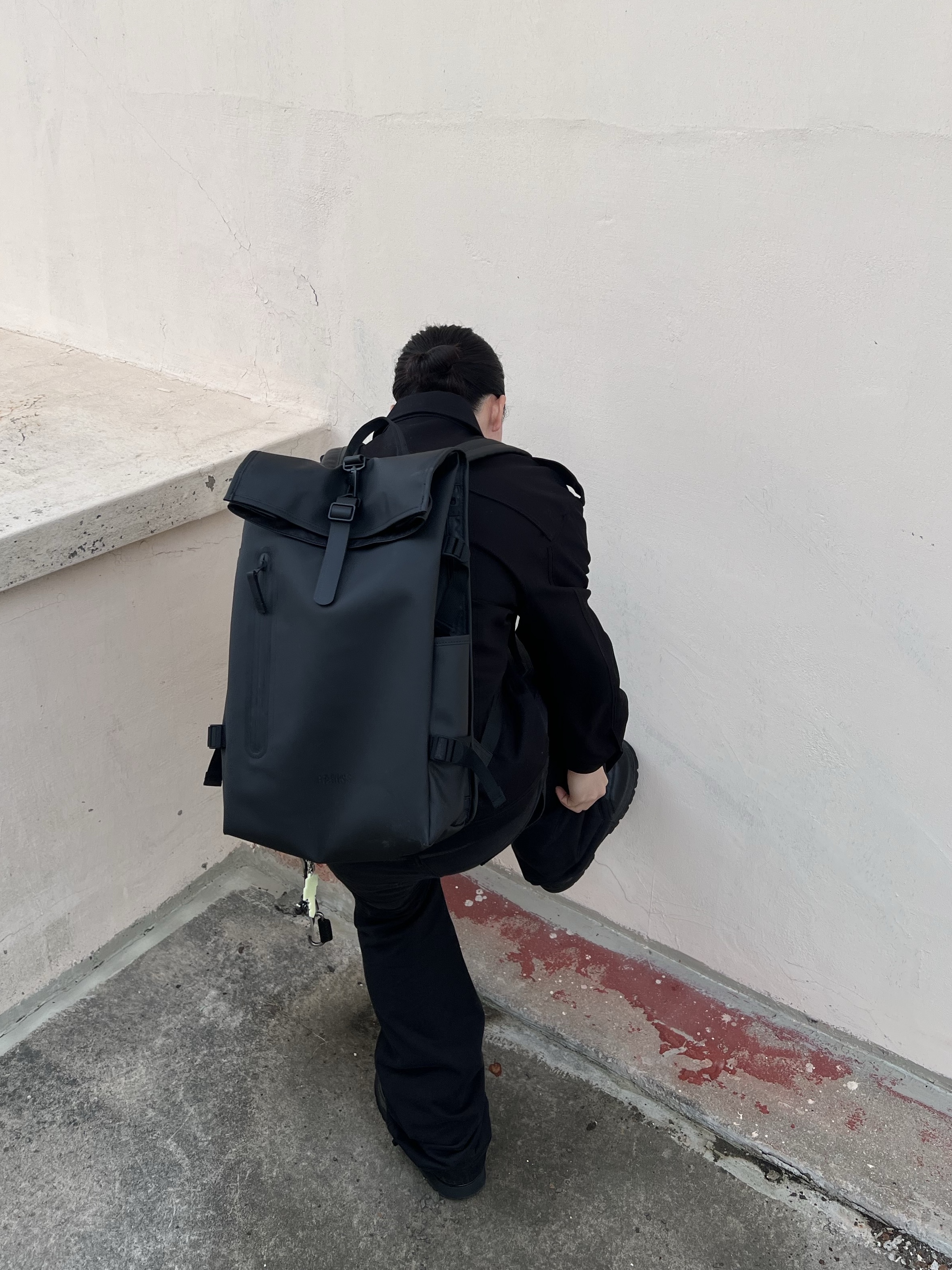 Nonnod Flared Pants Black, Undermycar MU.128 Original Logo Cracked Leather Belt Silver / Black 착용 스타일 - 5