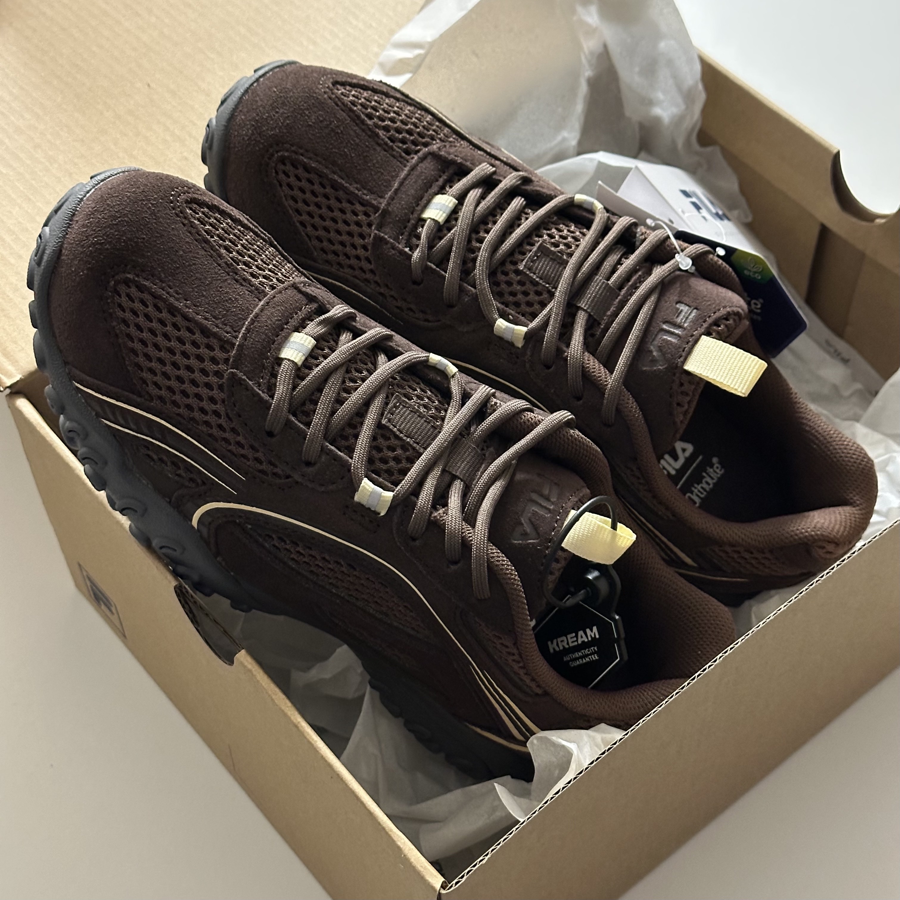 Fila Echappe Choco 착용 스타일