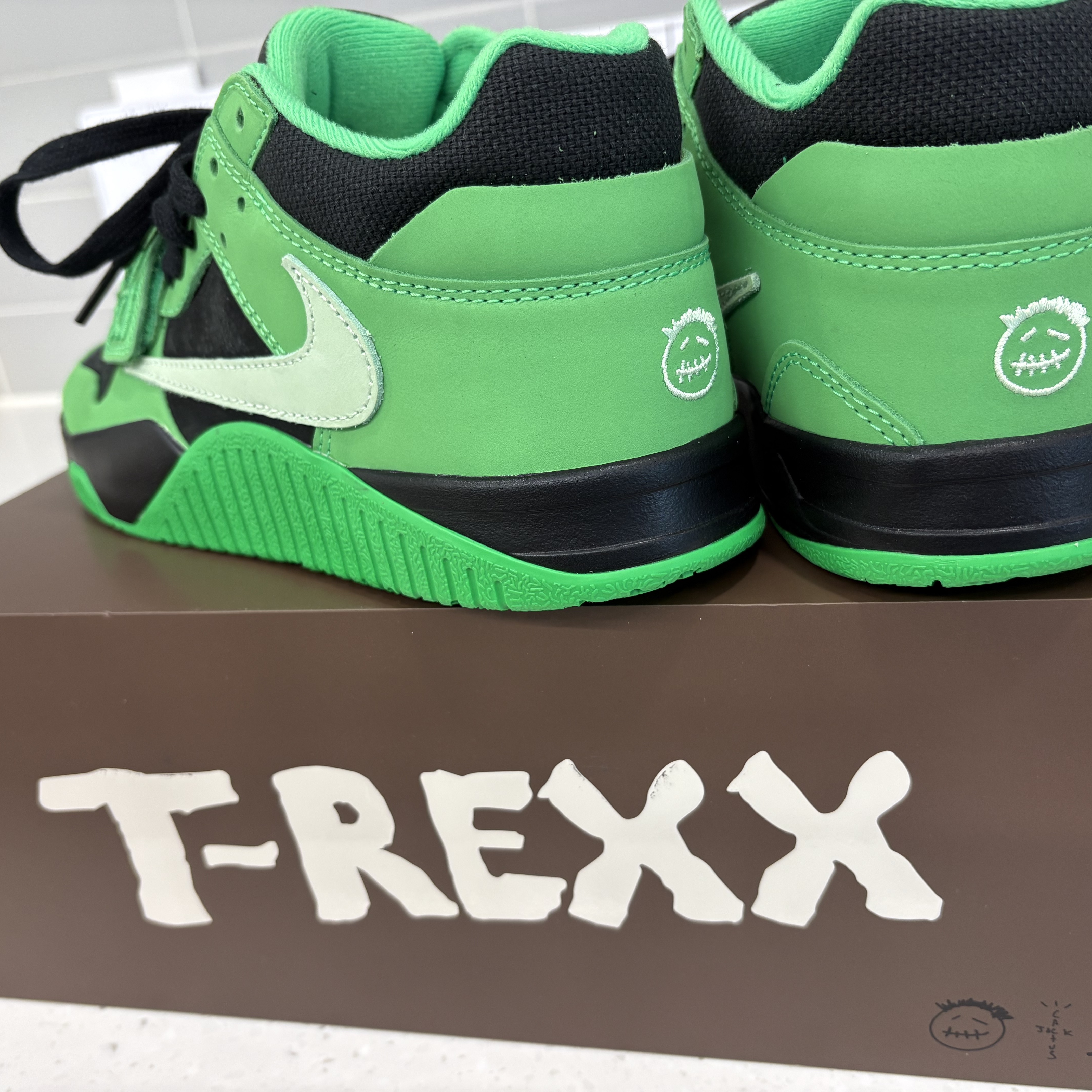 Jordan x Travis Scott Jumpman Jack TR Green Spark Vapor Green 착용 스타일