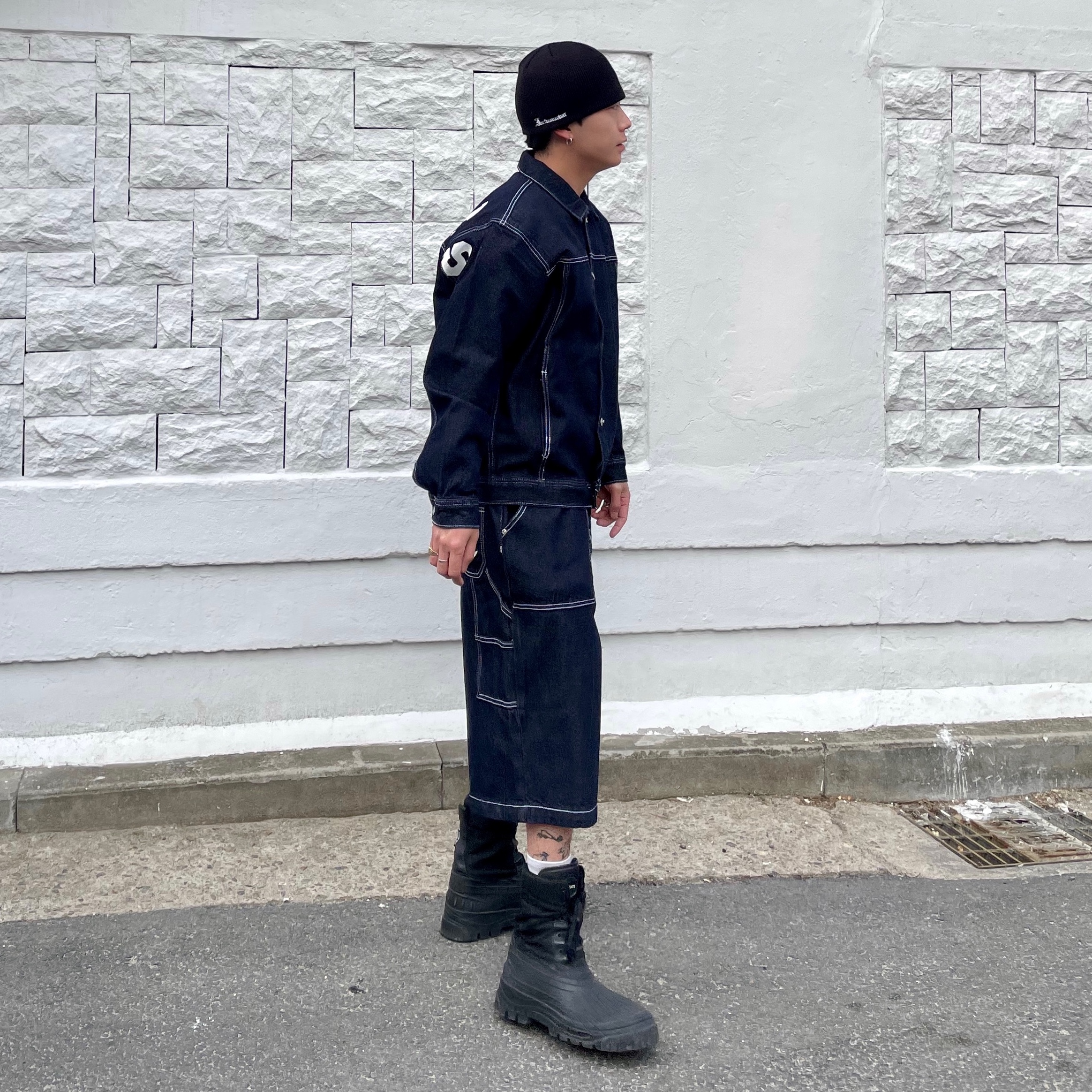 WKNDRS x Champion Denim Trucker Jacket D.Blue, WKNDRS x Champion Denim Shorts Dark BLUE 착용 스타일 - 1