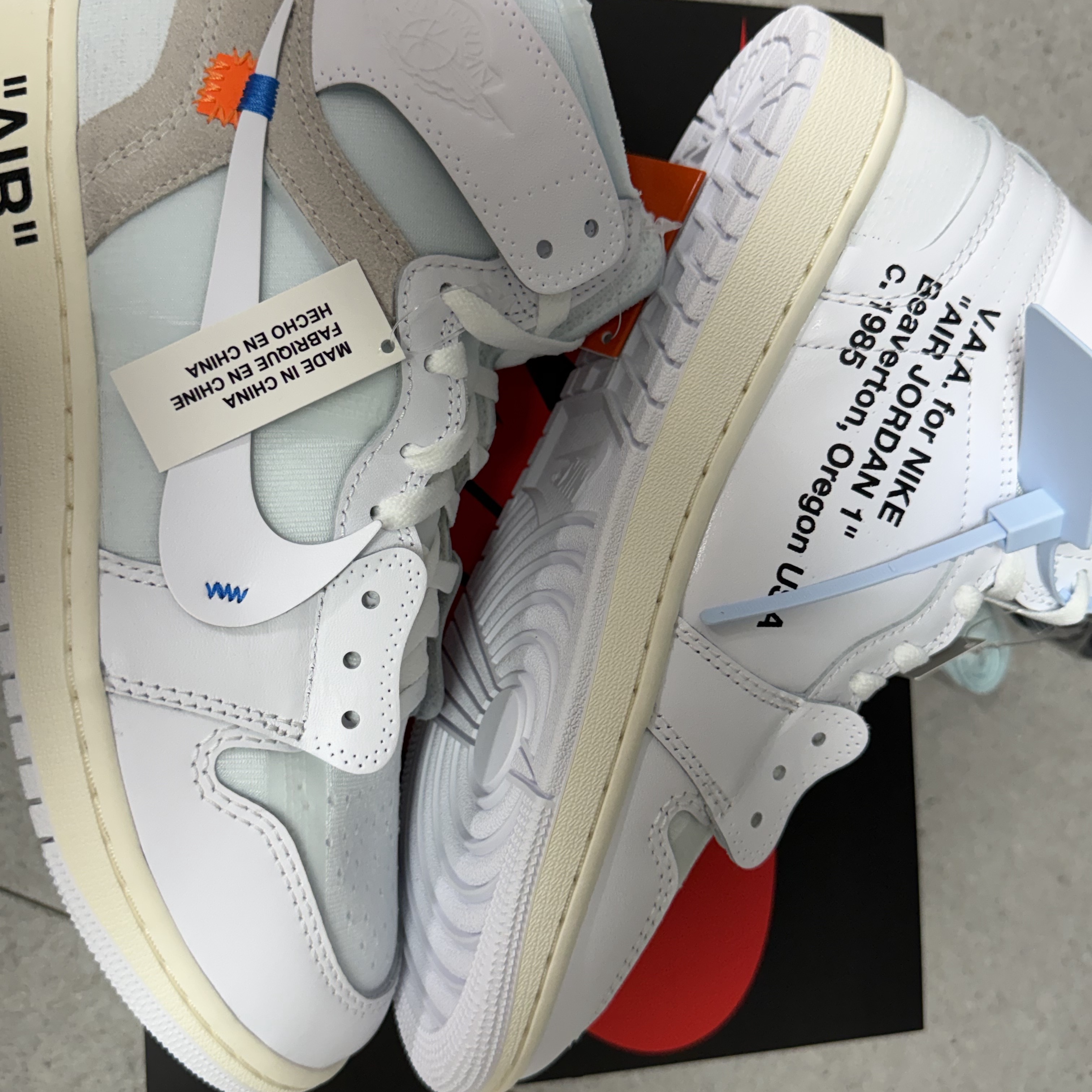 Jordan 1 x Virgil Abloh Archive Retro High Alaska White 착용 스타일 - 6
