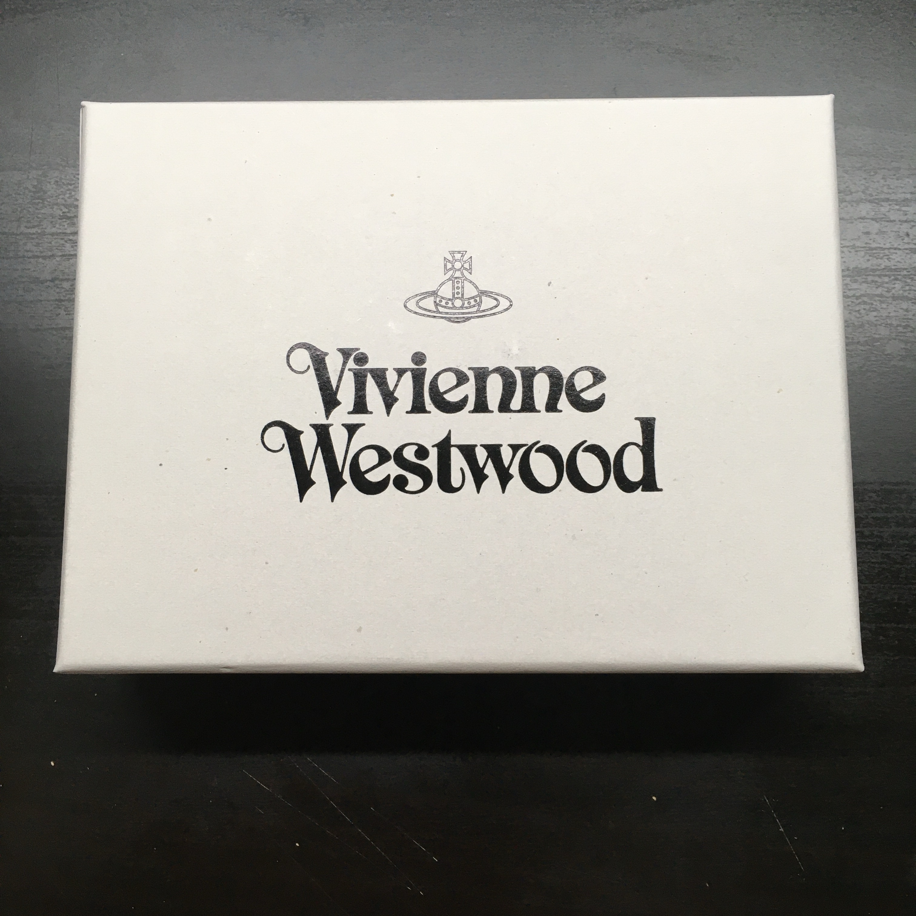 Vivienne Westwood Half Moon Croco Effect Card Holder Black 착용 스타일 - 2