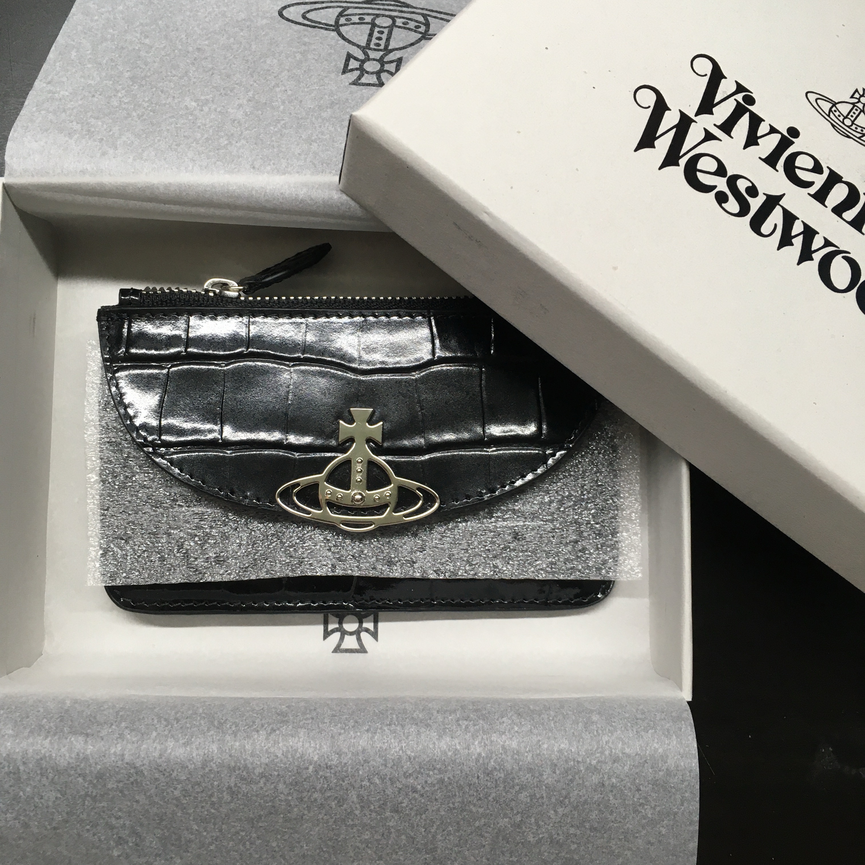 Vivienne Westwood Half Moon Croco Effect Card Holder Black 착용 스타일 - 1