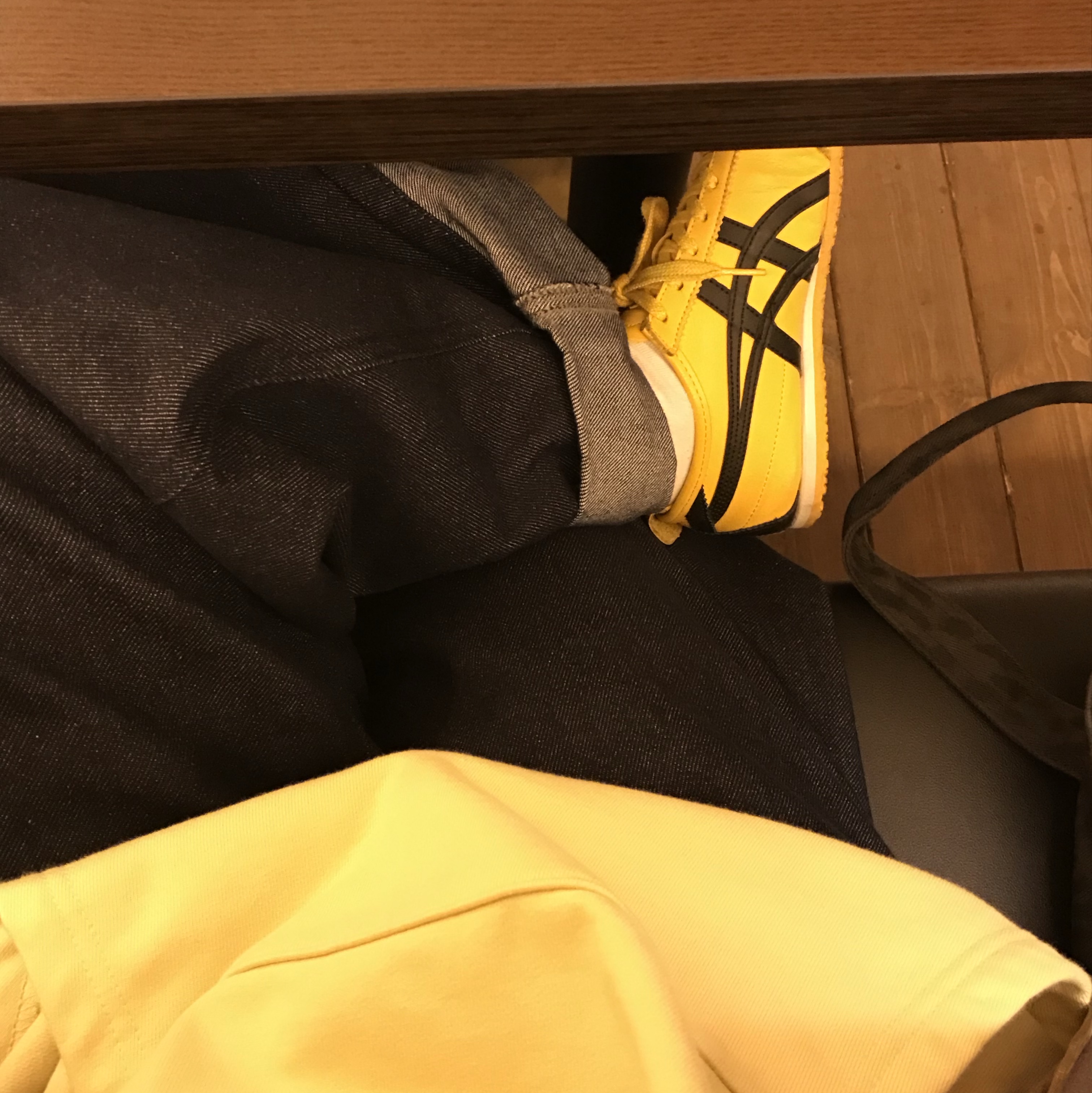 Onitsuka Tiger Mexico 66 Yellow Black 착용 스타일