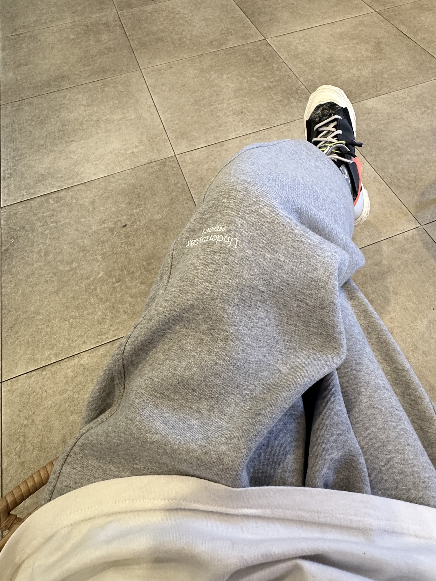 Undermycar Mu.03 Anti Fxxking Logo Play Oversized Sweat Jogger Melange Gray, Nike x Readymade Blazer Mid Black 착용 스타일 - 4