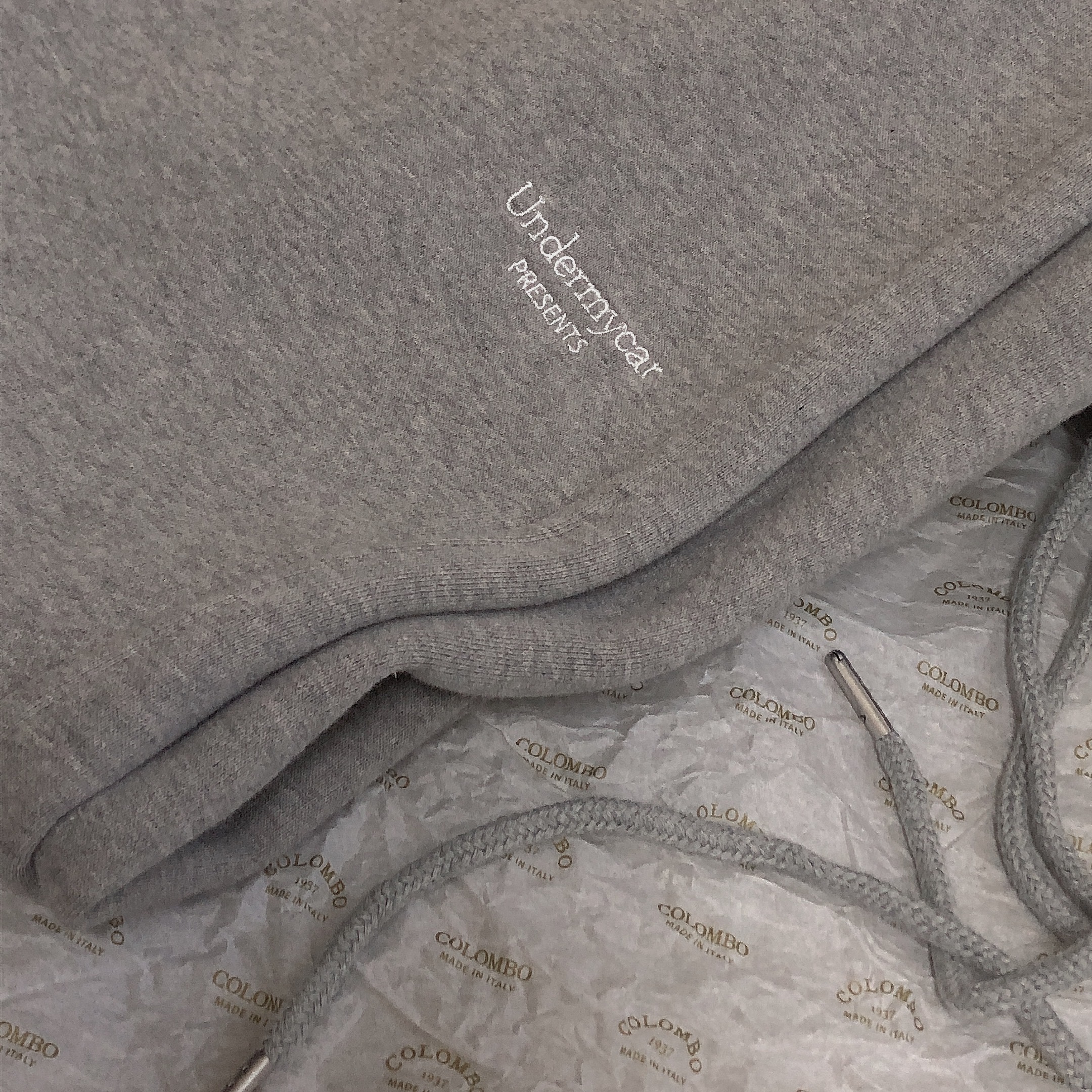 Undermycar Mu.03 Anti Fxxking Logo Play Oversized Sweat Jogger Melange Gray 착용 스타일 - 1