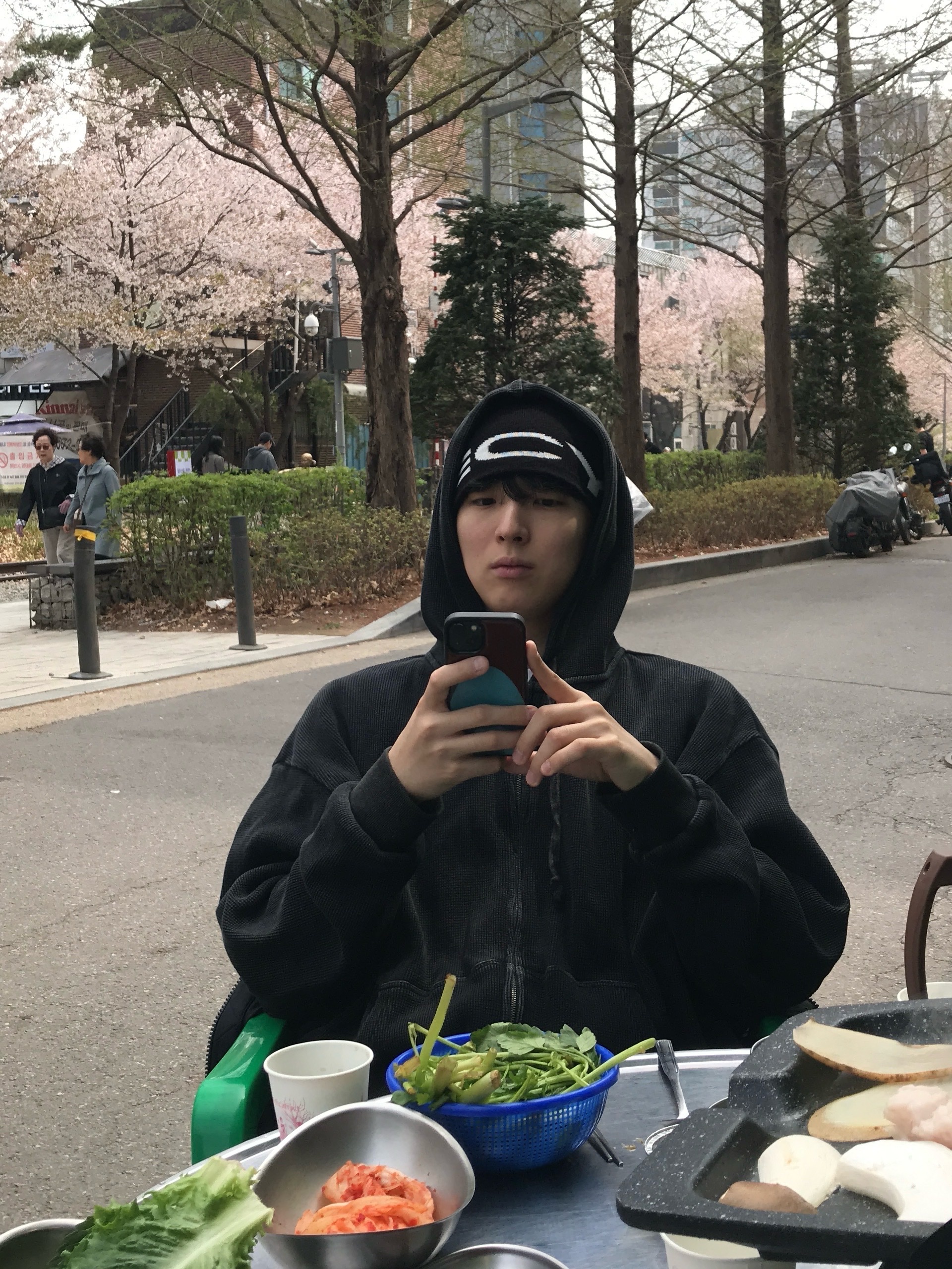 ETCE Prototype Waffle Hoodie Zip Up Charcoal 착용 스타일 - 3