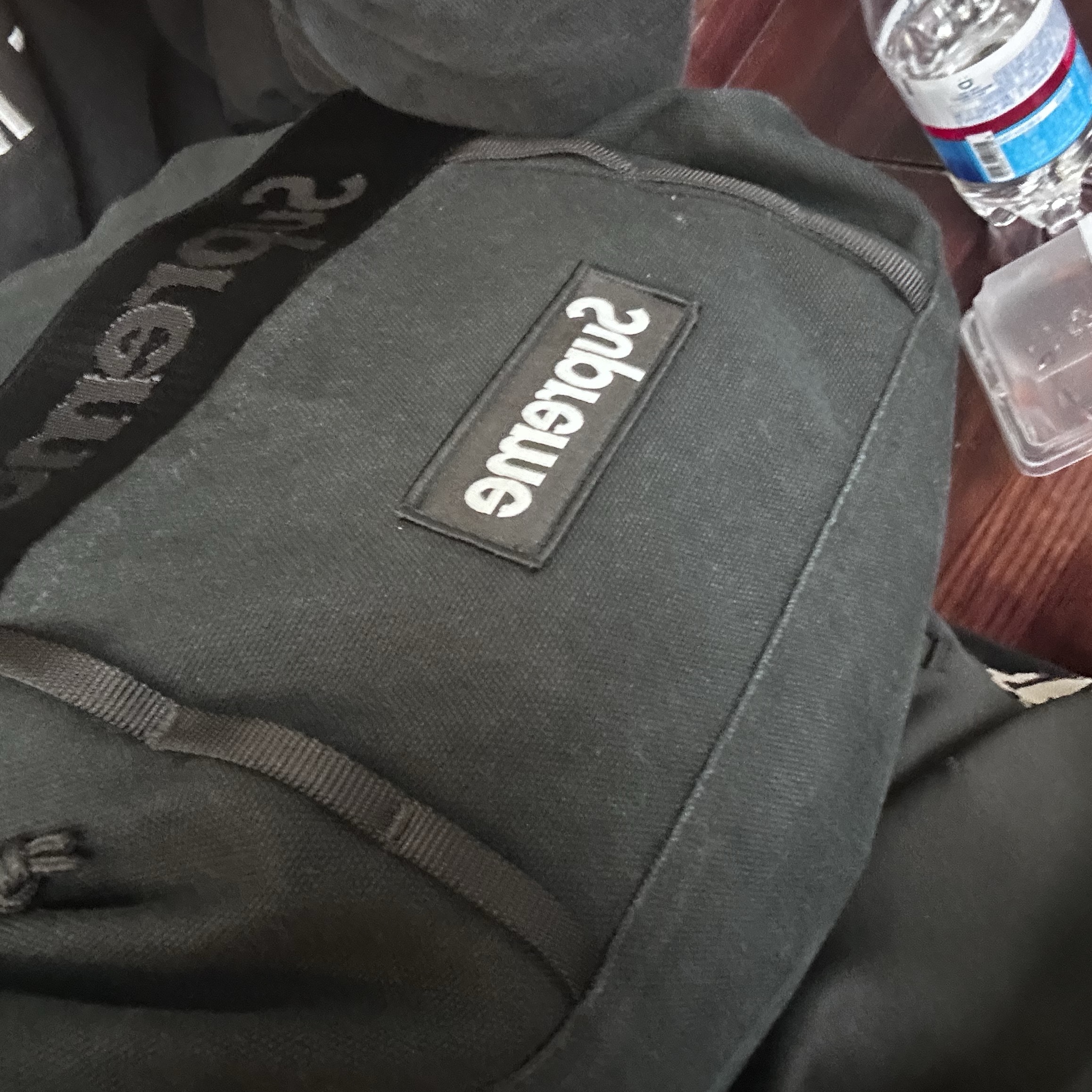 Supreme Mini Duffle Bag Black - 20FW 착용 스타일