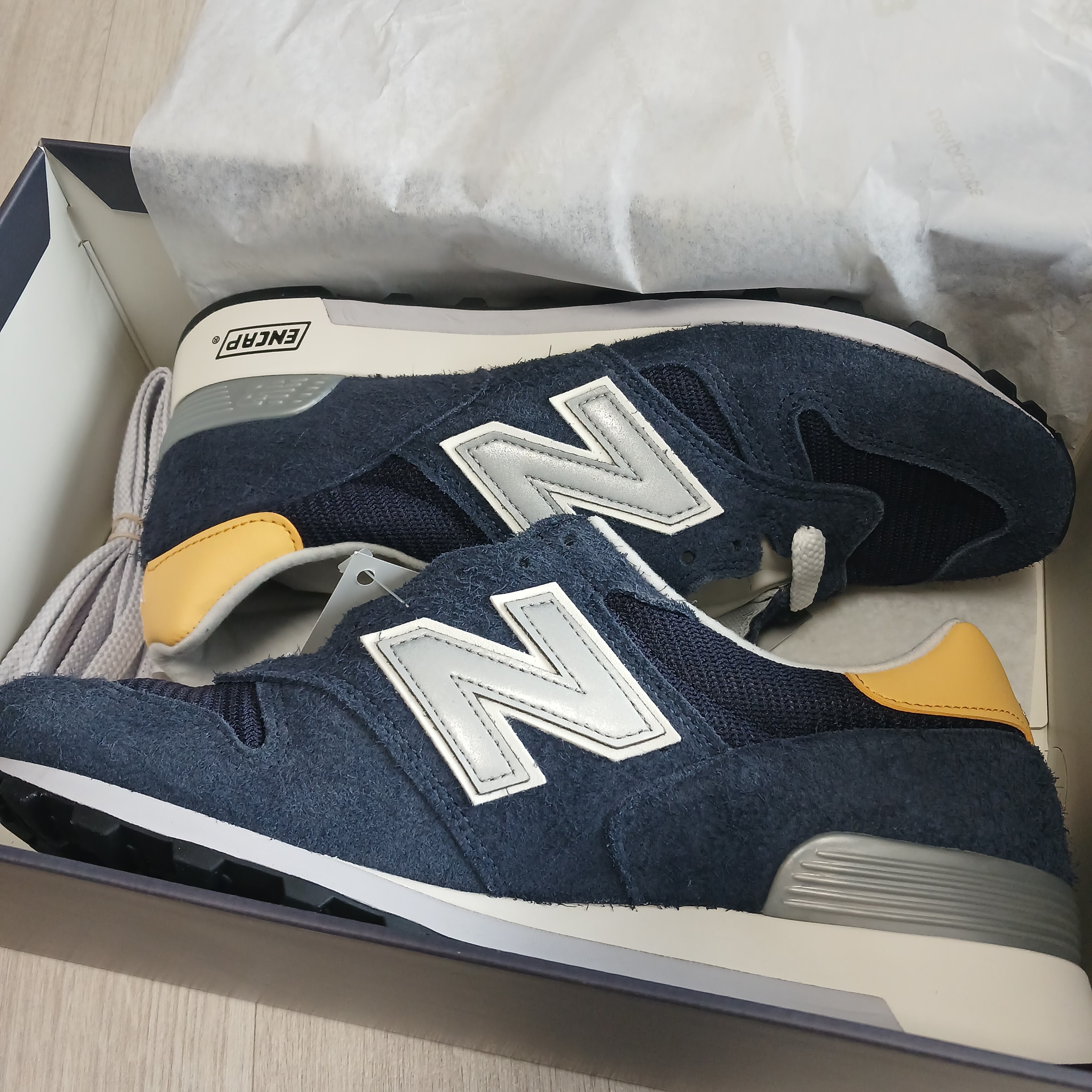 New Balance x Aime Leon Dore 1300 Made in USA Navy 착용 스타일 - 2