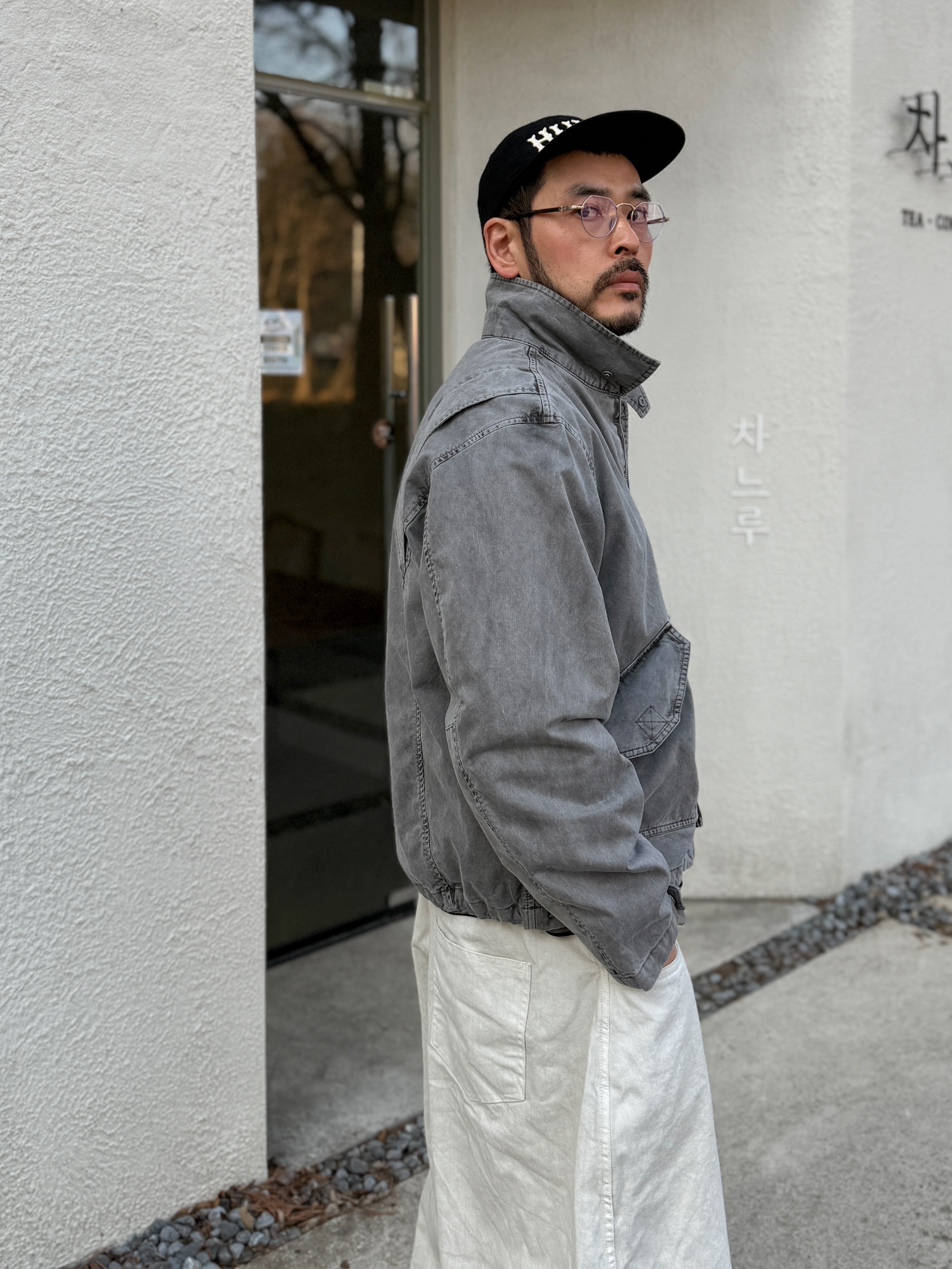 Hoka Mafate Speed 4 Lite TS Black White 착용 스타일 - 3