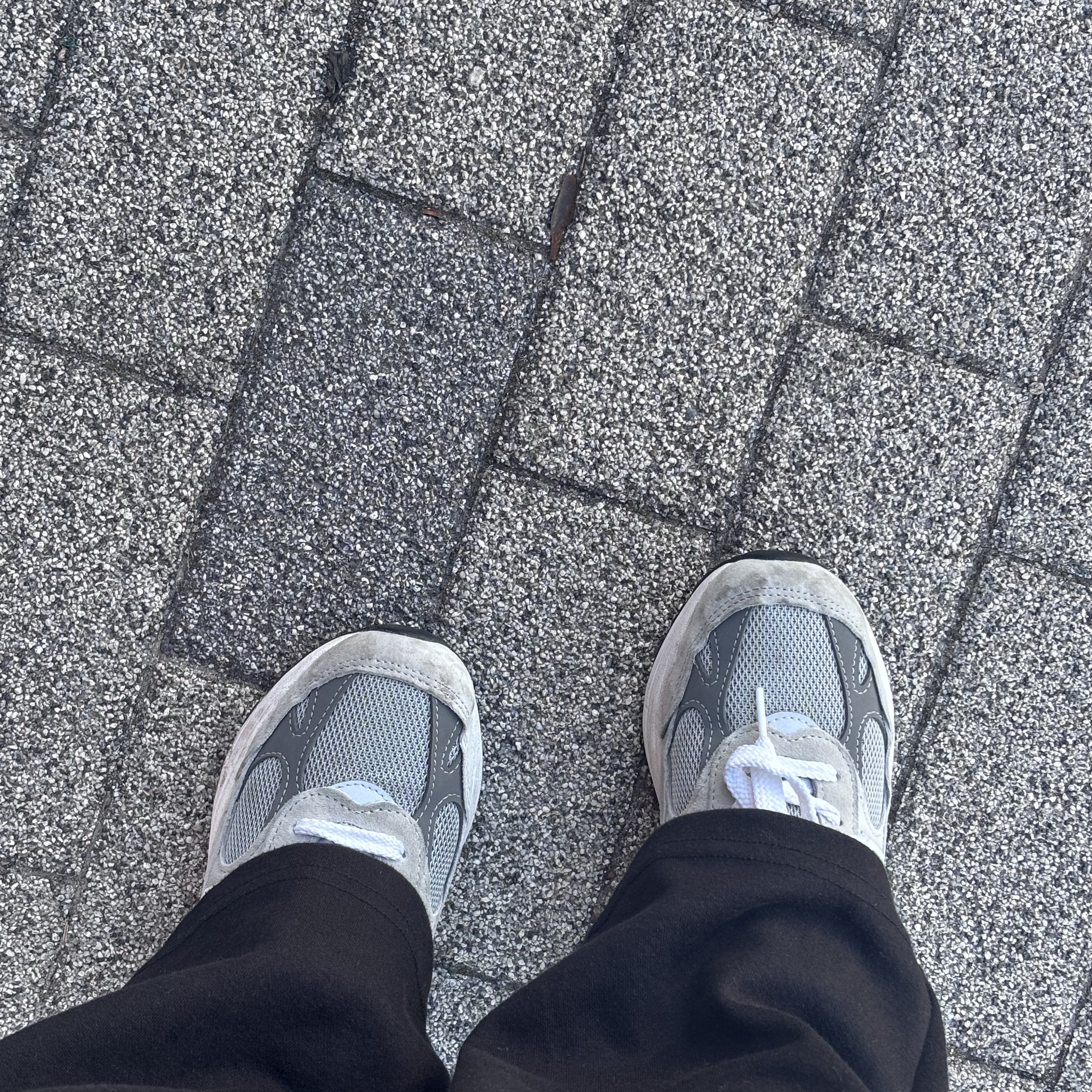 (W) New Balance 993 Made in USA Grey - B Standard 착용 스타일