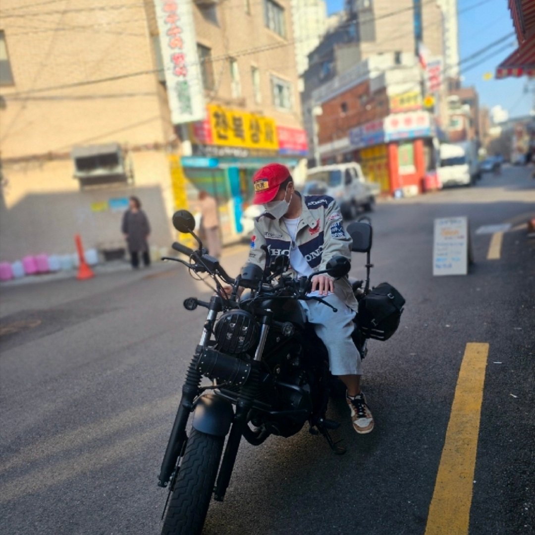 Honda Twill Multi Patch Motorcycle Jacket Ivory 착용 스타일 - 3