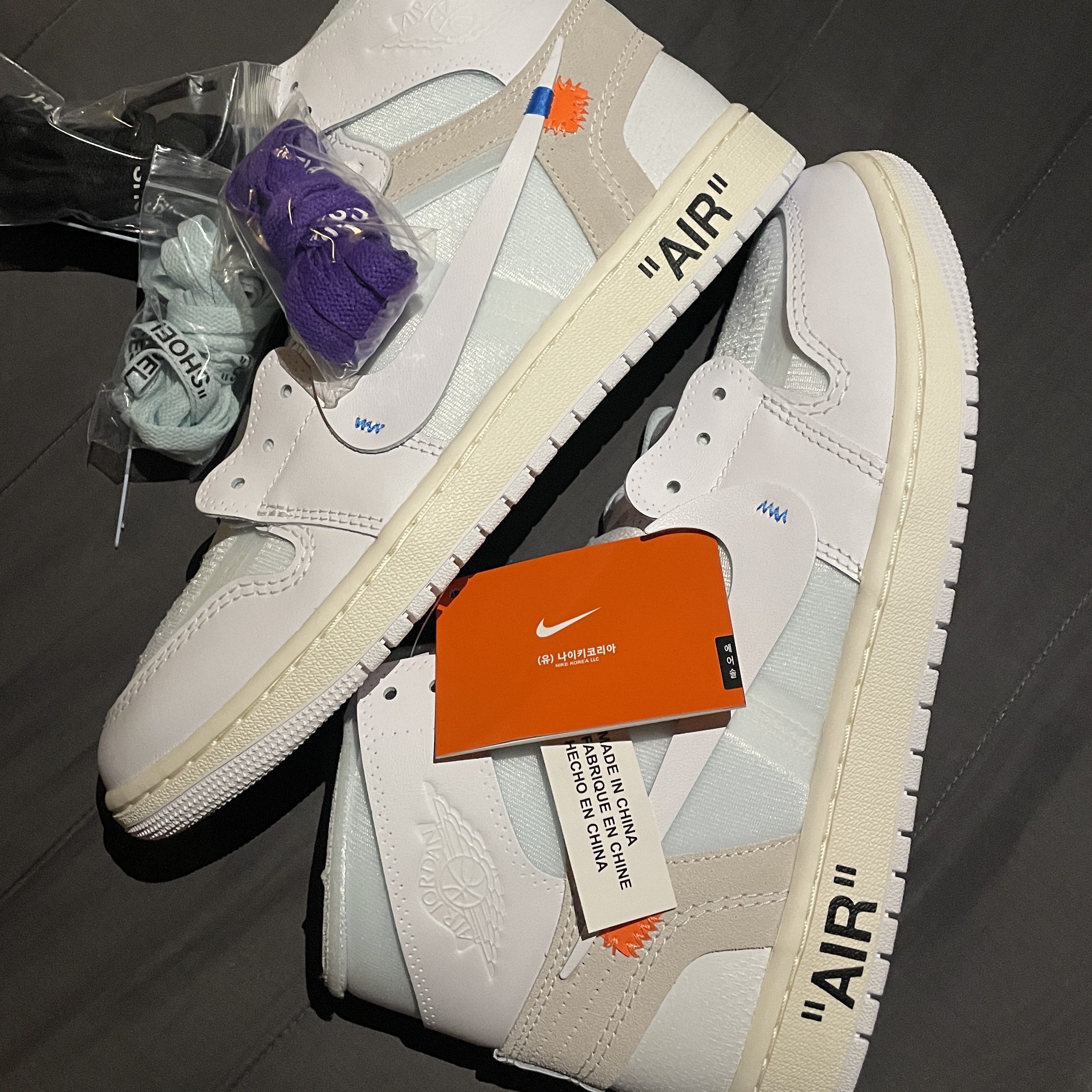 Jordan 1 x Virgil Abloh Archive Retro High Alaska White 착용 스타일