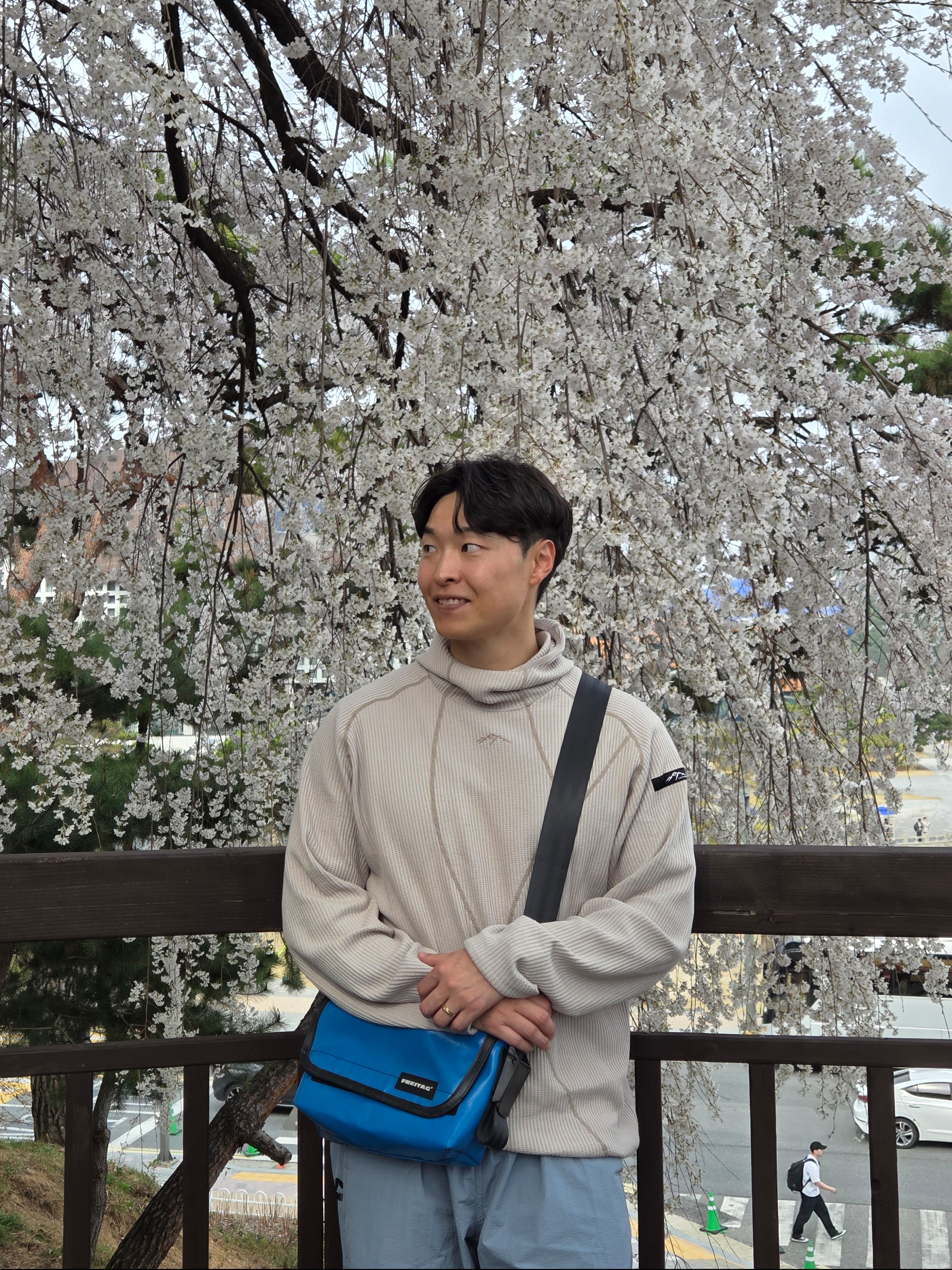 COLDWARM Waffle Warmer Hoodie (Mocha Color), FREITAG Boutique Unisex F41 HAWAII FIVE-O 0822 Messenger Bag 착용 스타일 - 7