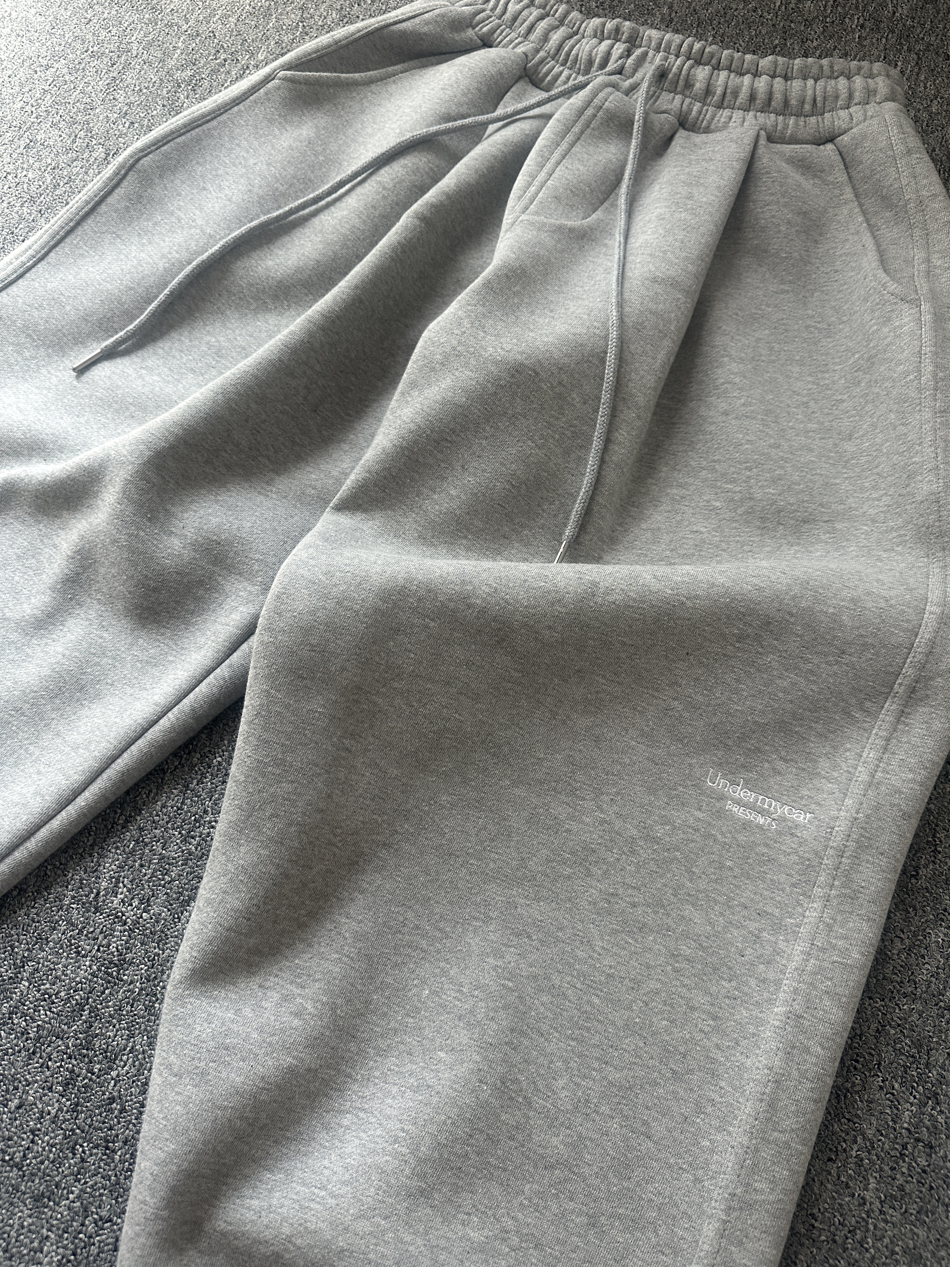 Undermycar Mu.03 Anti Fxxking Logo Play Oversized Sweat Jogger Melange Gray, Nike x Readymade Blazer Mid Black 착용 스타일 - 5