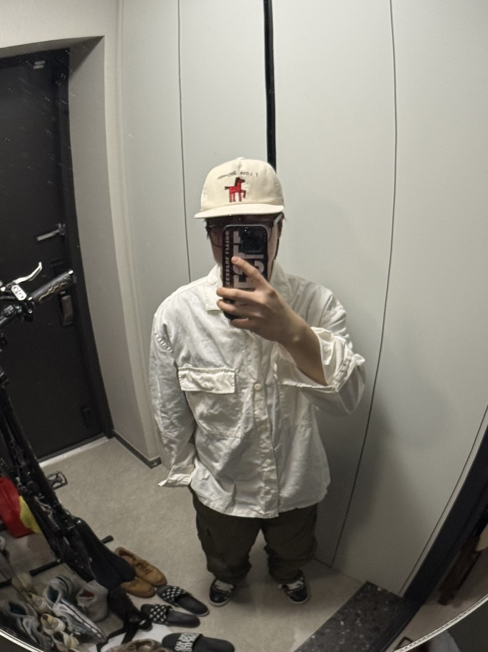 IAB Studio IAB 26 Corduroy Cap Ivory, Nike x Peaceminusone Air Force 1 Low Para-Noise 3.0 Black and Multicolor 착용 스타일