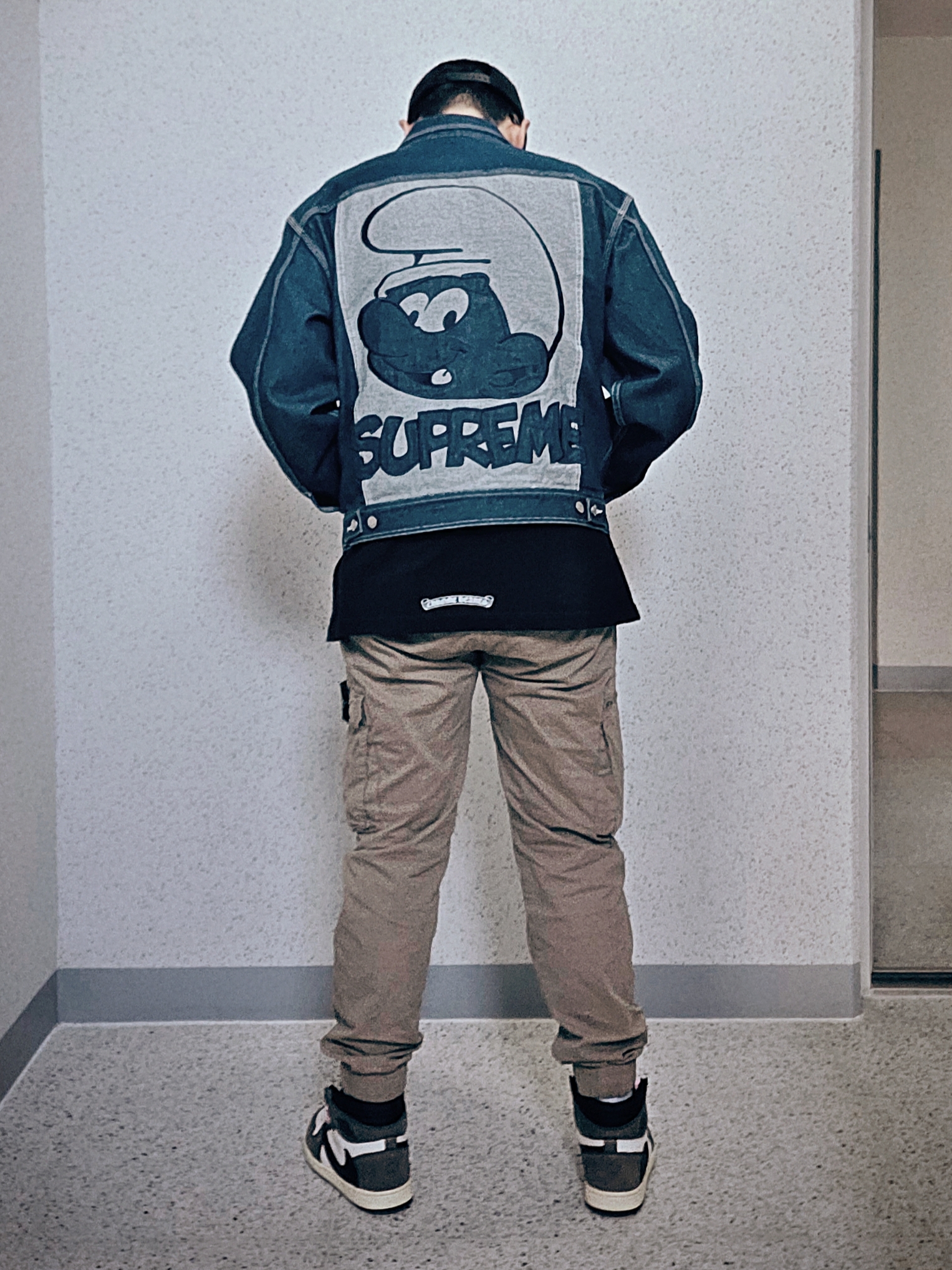 Supreme Smurfs Denim Trucker Jacket Blue - 20FW, Chrome Hearts Scroll Logo T-Shirt Black - Tokyo Exclusive 착용 스타일