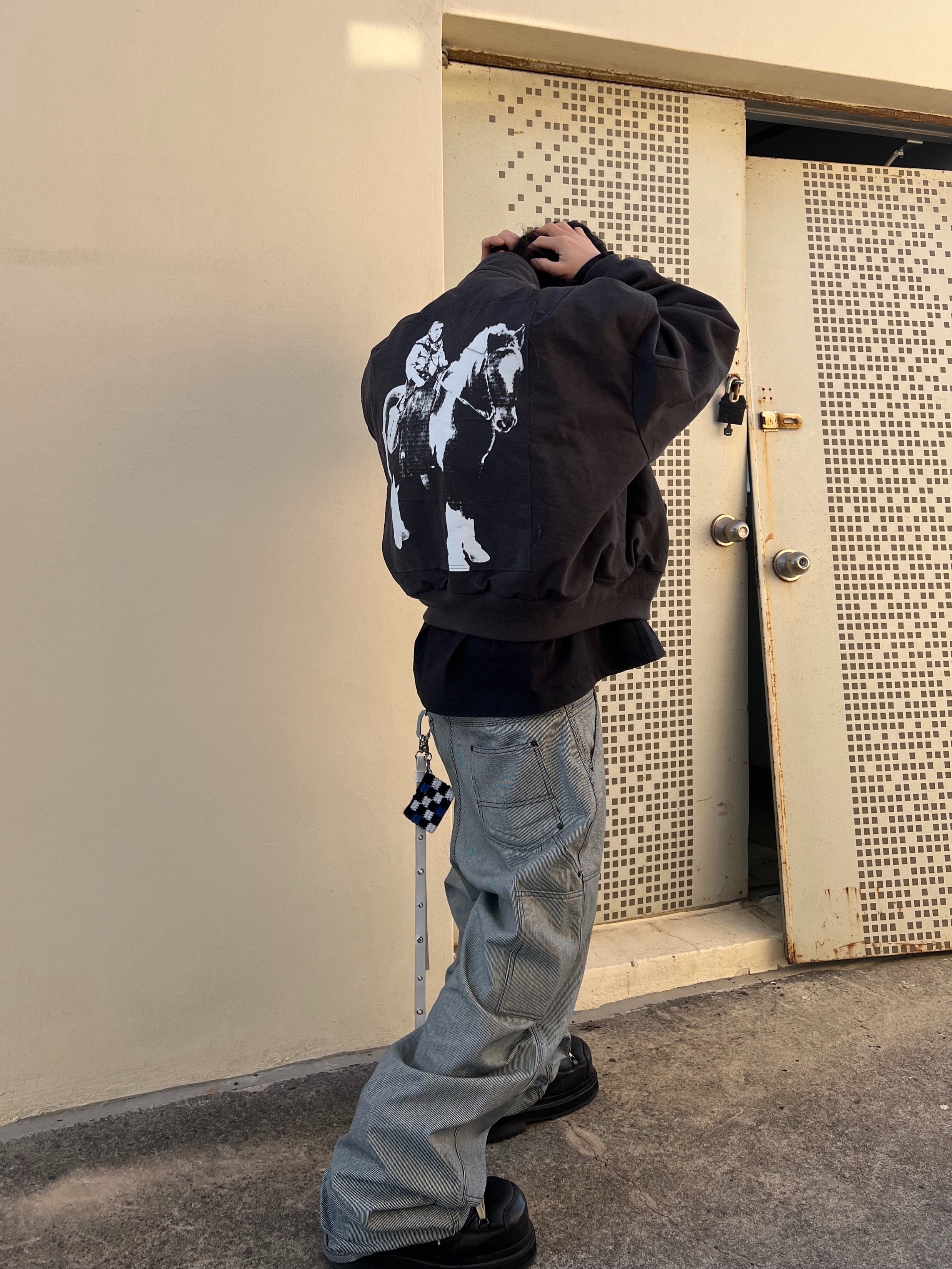 MJD Cowboy Canvas Harrington Jacket Charcoal, Undermycar Stripe Engineers Double Knee Work Pants Black Stripe - 24FW 착용 스타일 - 1