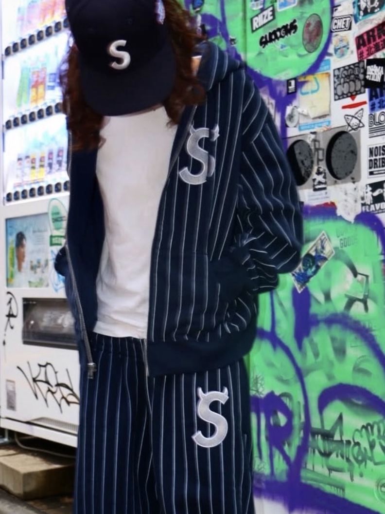 Supreme Devil S Logo Zip Up Hooded Sweatshirt Stripe - 26SS 착용 스타일 - 3