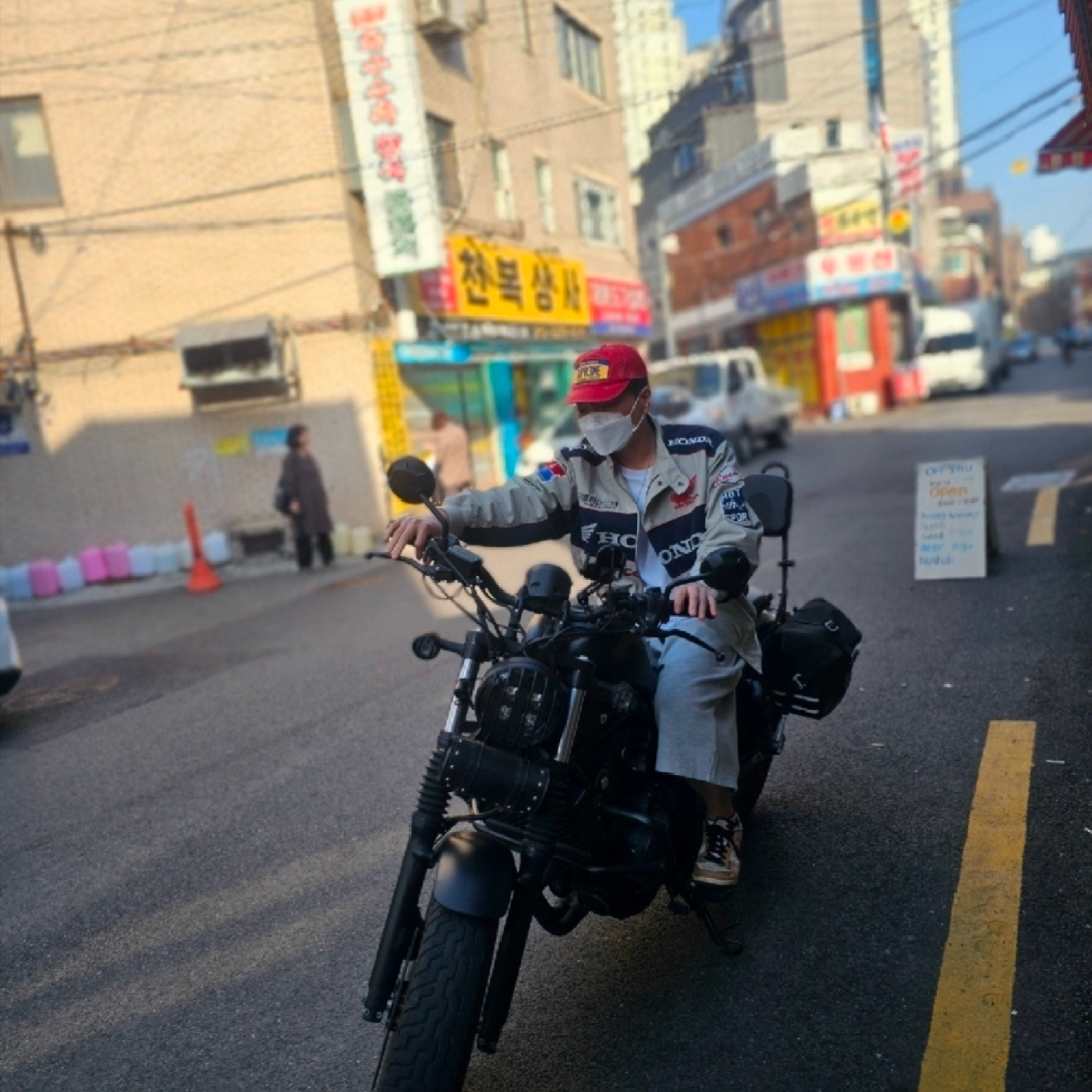 Honda Twill Multi Patch Motorcycle Jacket Ivory 착용 스타일 - 4