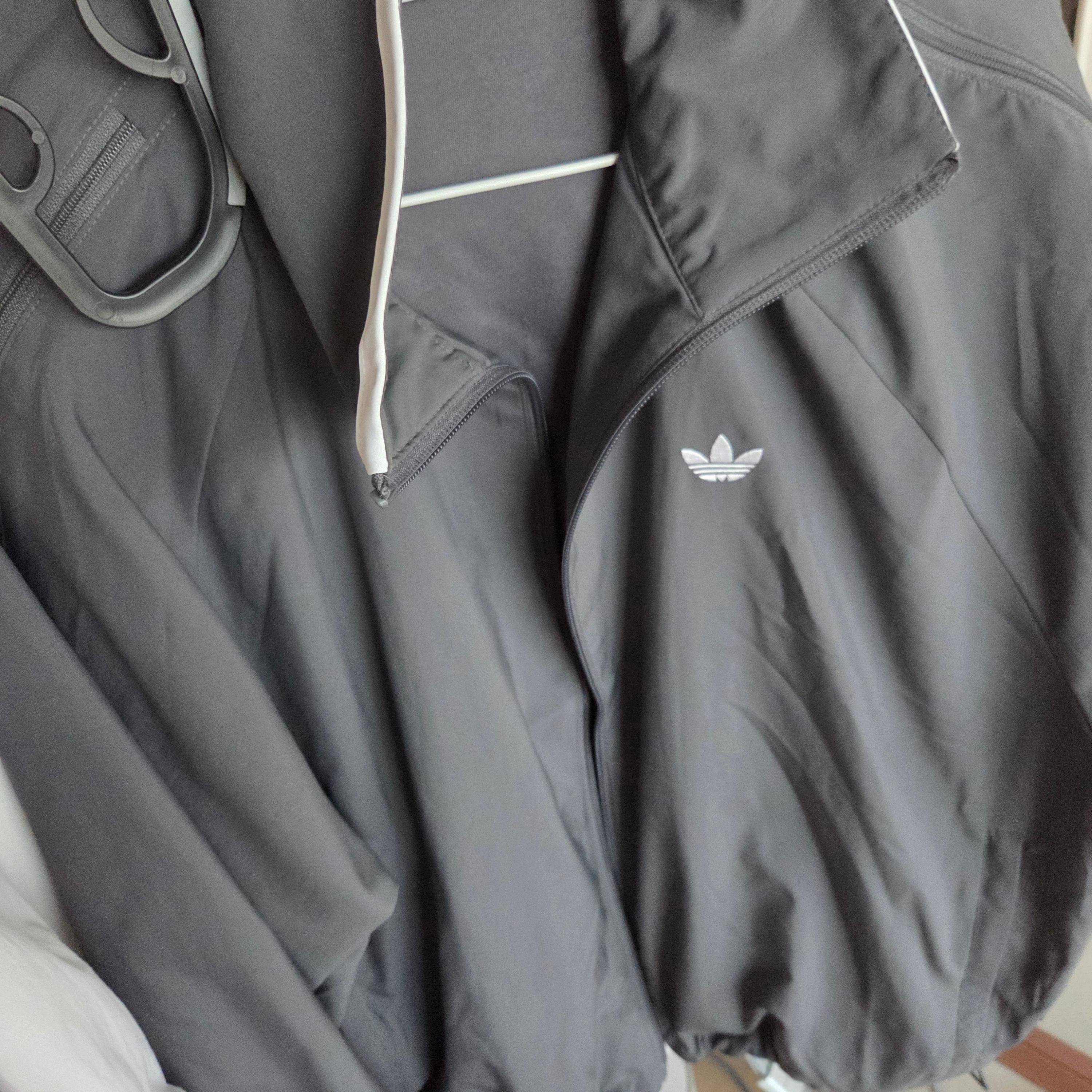 (W) Adidas Adilenium Season 3 Zip Track Top Grey Five - KR Sizing 착용 스타일