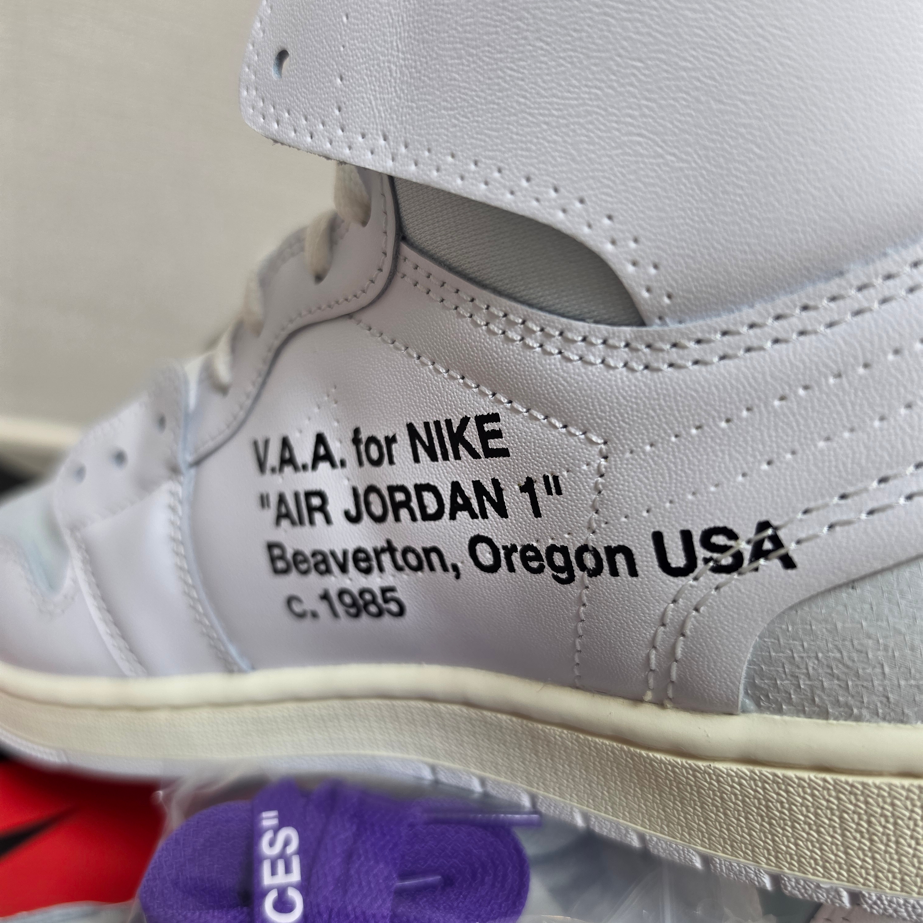 Jordan 1 x Virgil Abloh Archive Retro High Alaska White 착용 스타일 - 6