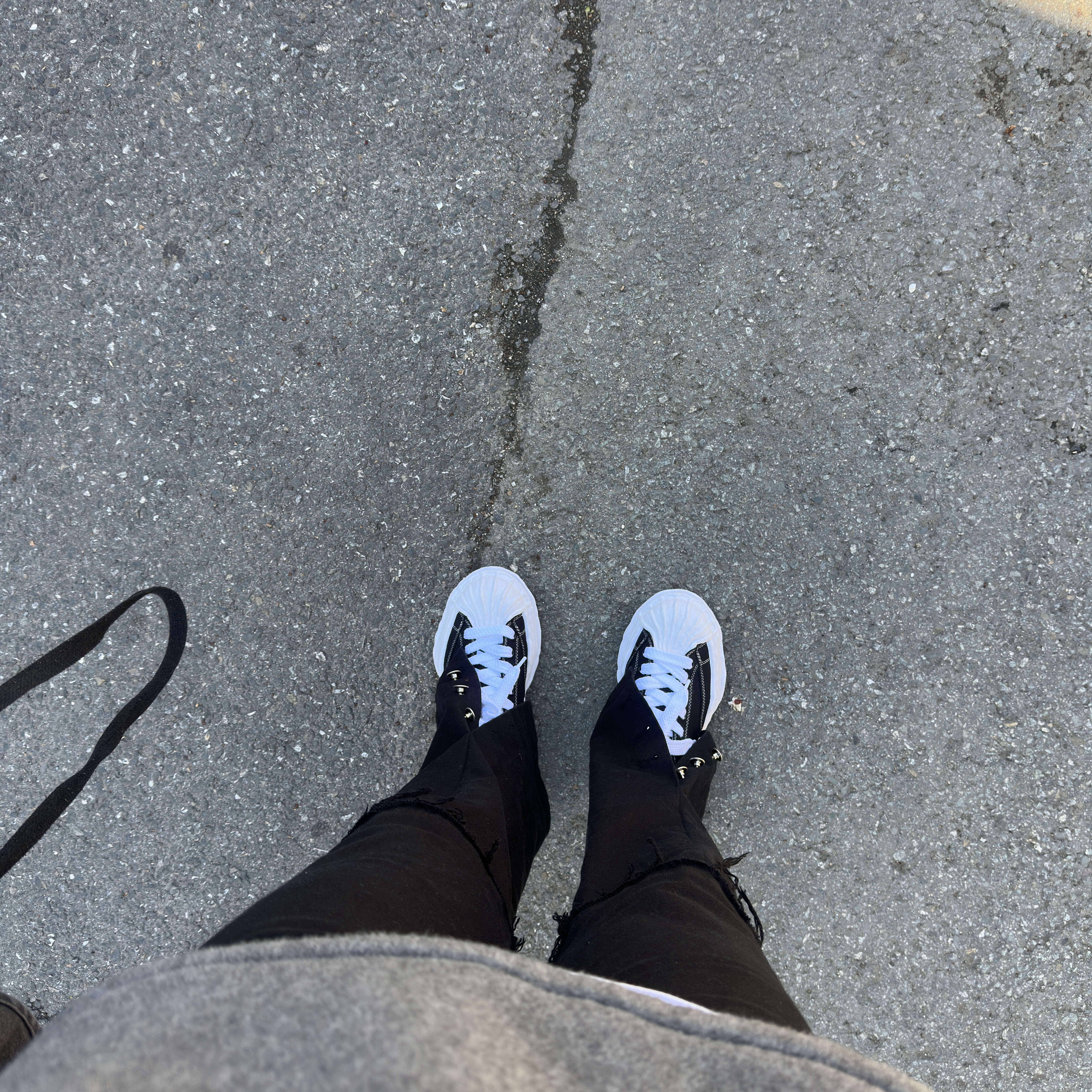 Maison Mihara Yasuhiro Blakey OG Sole Canvas Low-top Sneakers Black White 착용 스타일