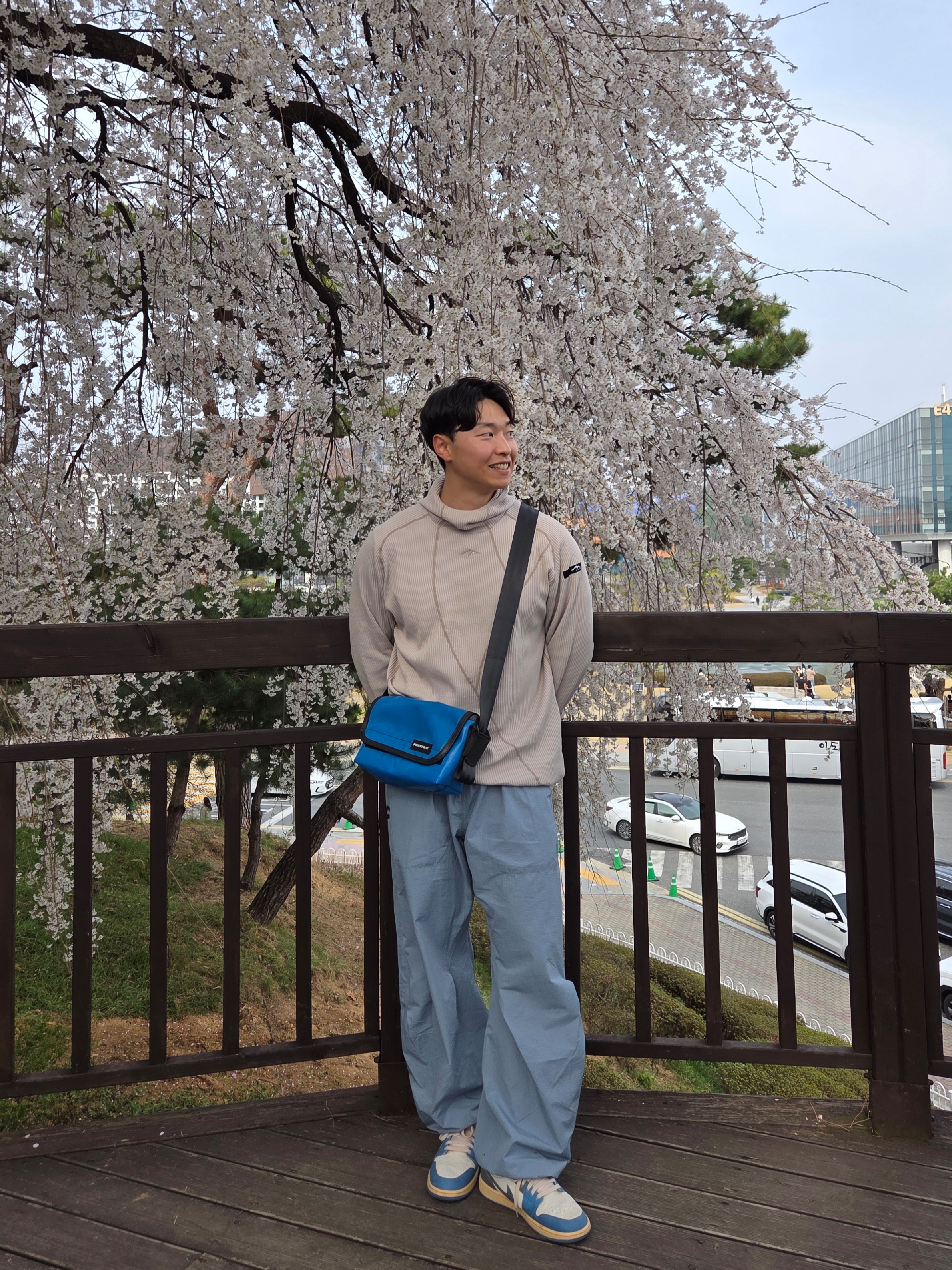 COLDWARM Waffle Warmer Hoodie (Mocha Color), FREITAG Boutique Unisex F41 HAWAII FIVE-O 0822 Messenger Bag 착용 스타일 - 8