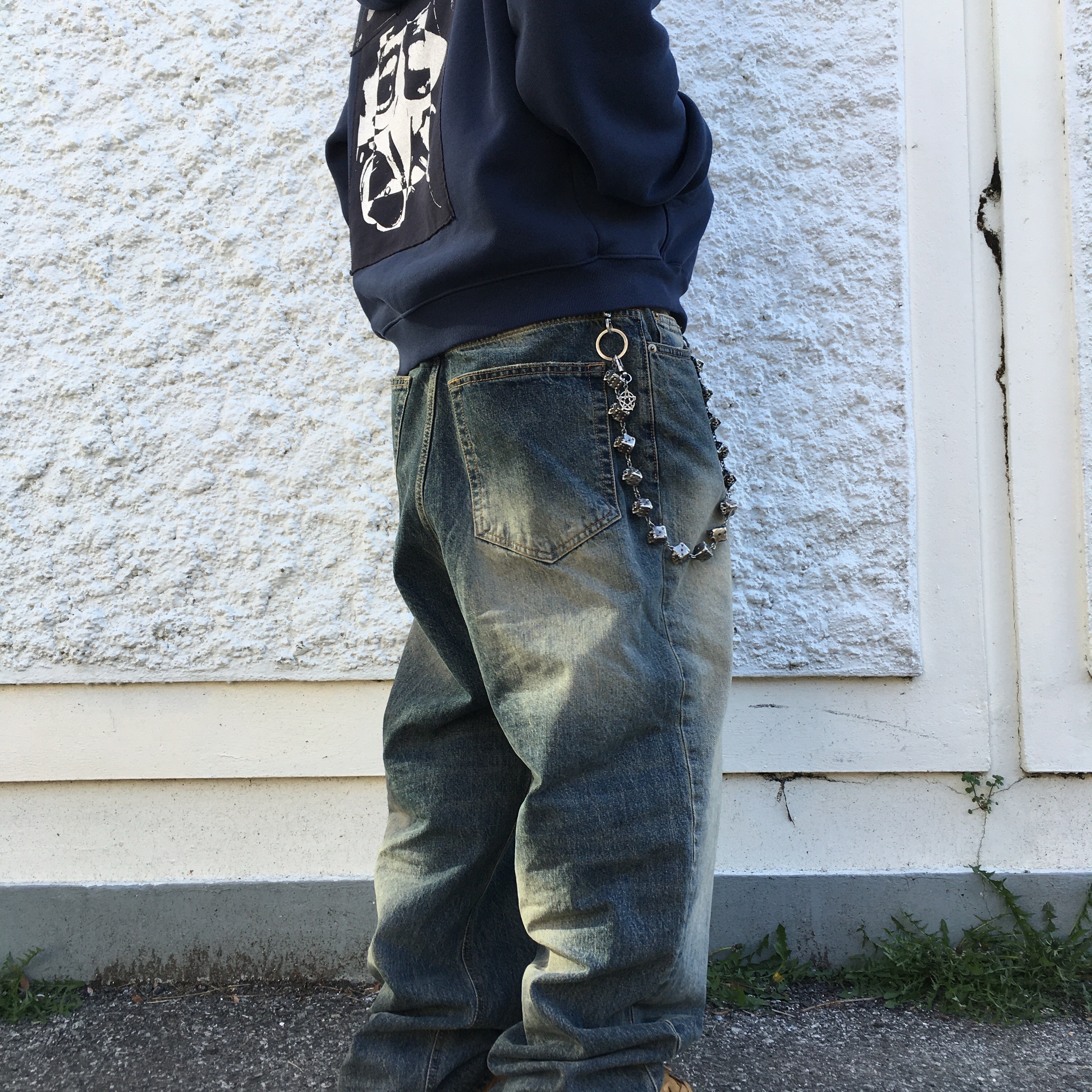 Undermycar Mu.26 Anti Fxxking Logo Play Brush Washed Wide Jeans Oil Blue 착용 스타일 - 2