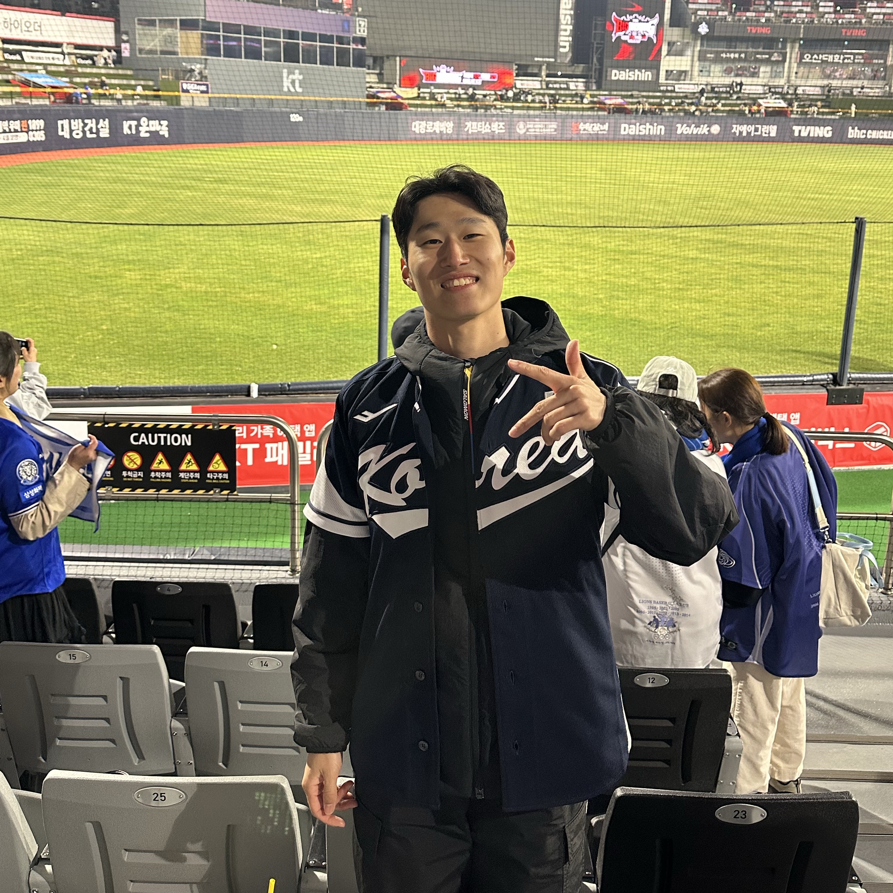 PRO-SPECS x KBSA Team Korea Authentic Uniform Top Away 착용 스타일