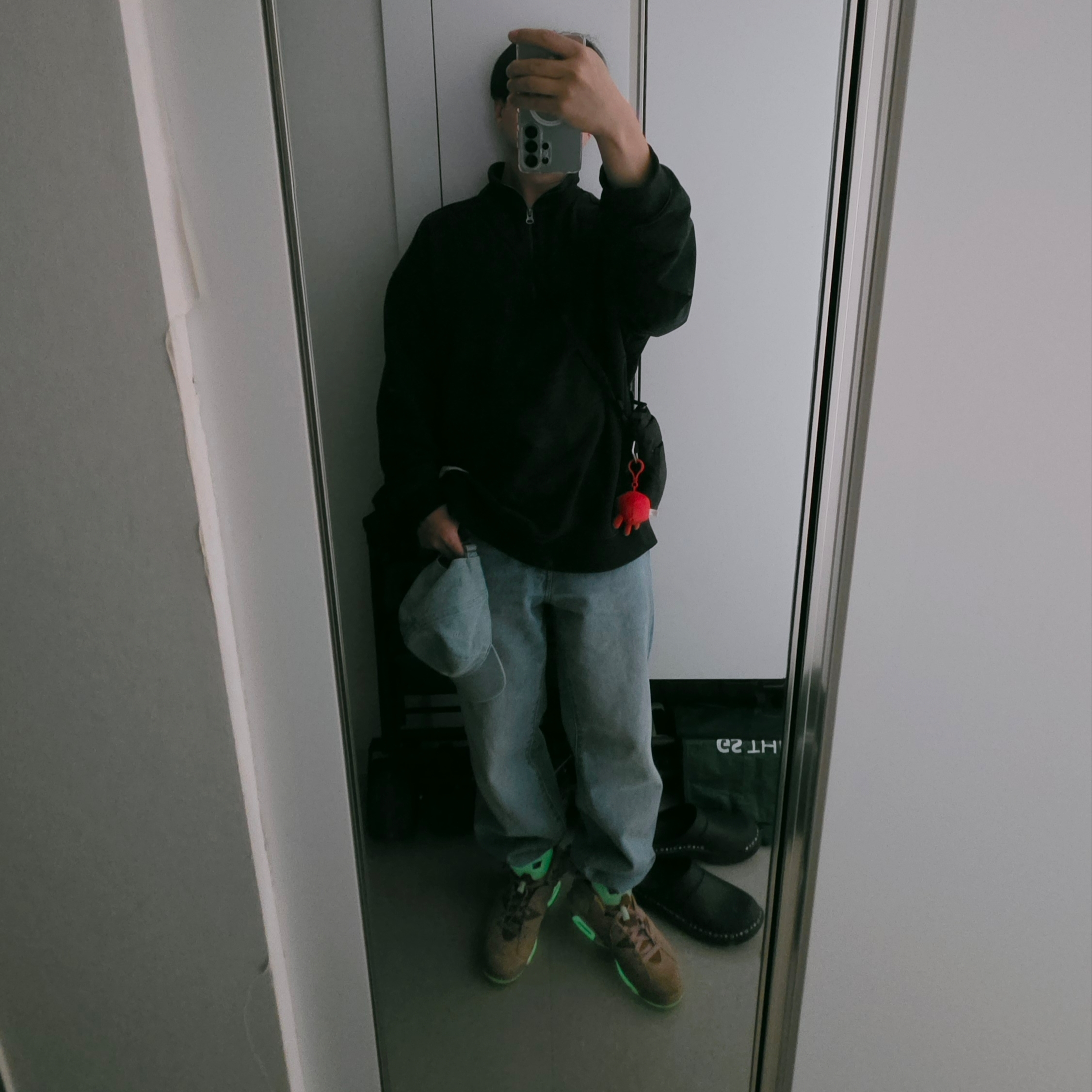 Jordan 6 x Travis Scott Retro SP British Khaki 착용 스타일 - 1