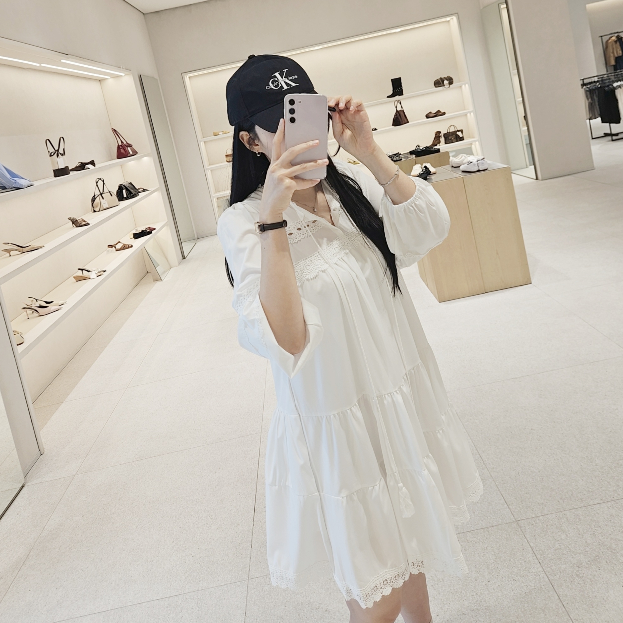 Calvin Klein CKJ Monogram Embroidery Ball Cap Black 착용 스타일 - 3