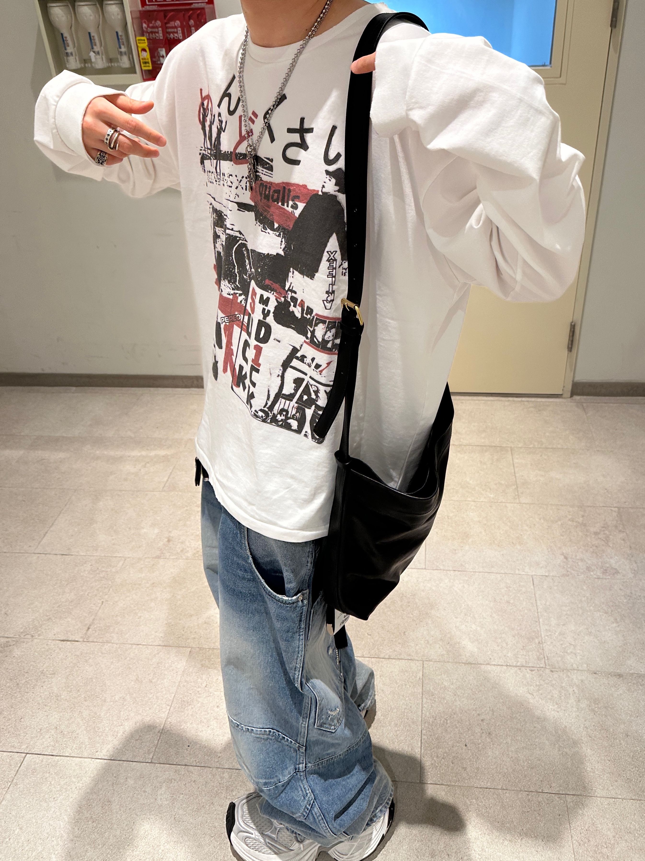 qualisartifexpereo 5-1 Long Sleeve Cream, MJD 3D Knee Denim Pants Blue 착용 스타일 - 3