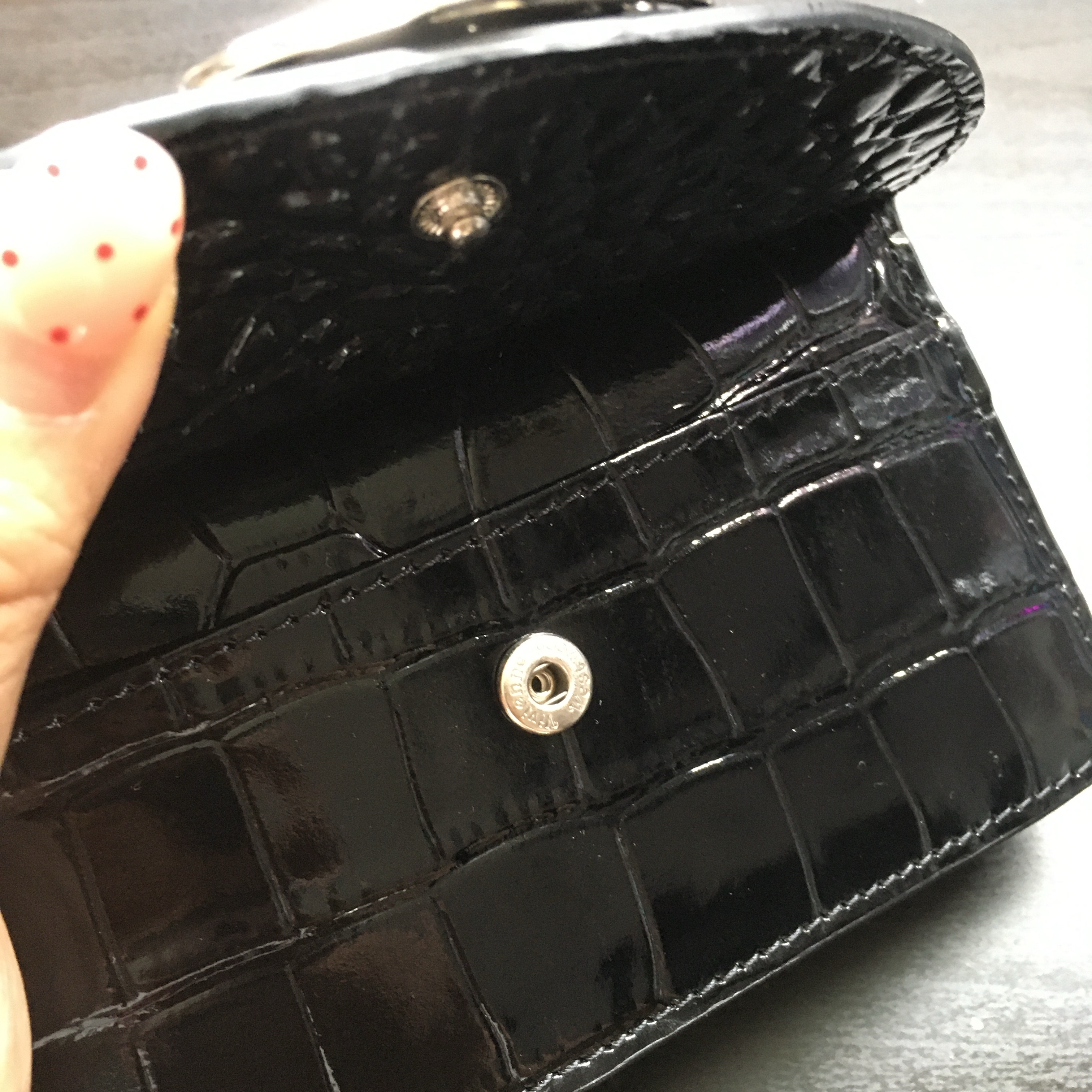 Vivienne Westwood Half Moon Croco Effect Card Holder Black 착용 스타일 - 6