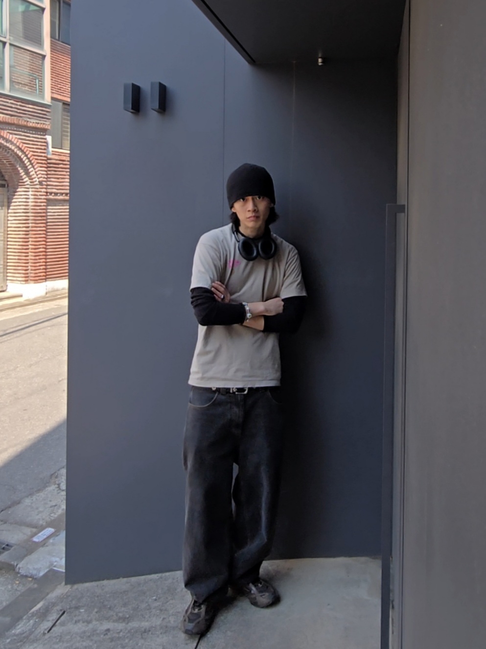 Fila Flaire Brown, Stussy Royal Suit Dress Belt Black 착용 스타일 - 1