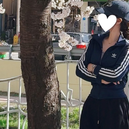 (W) Adidas Adicolor Classic Firebird Track Jacket Night Indigo - KR Sizing, Casio LTP-V007D-7B 착용 스타일