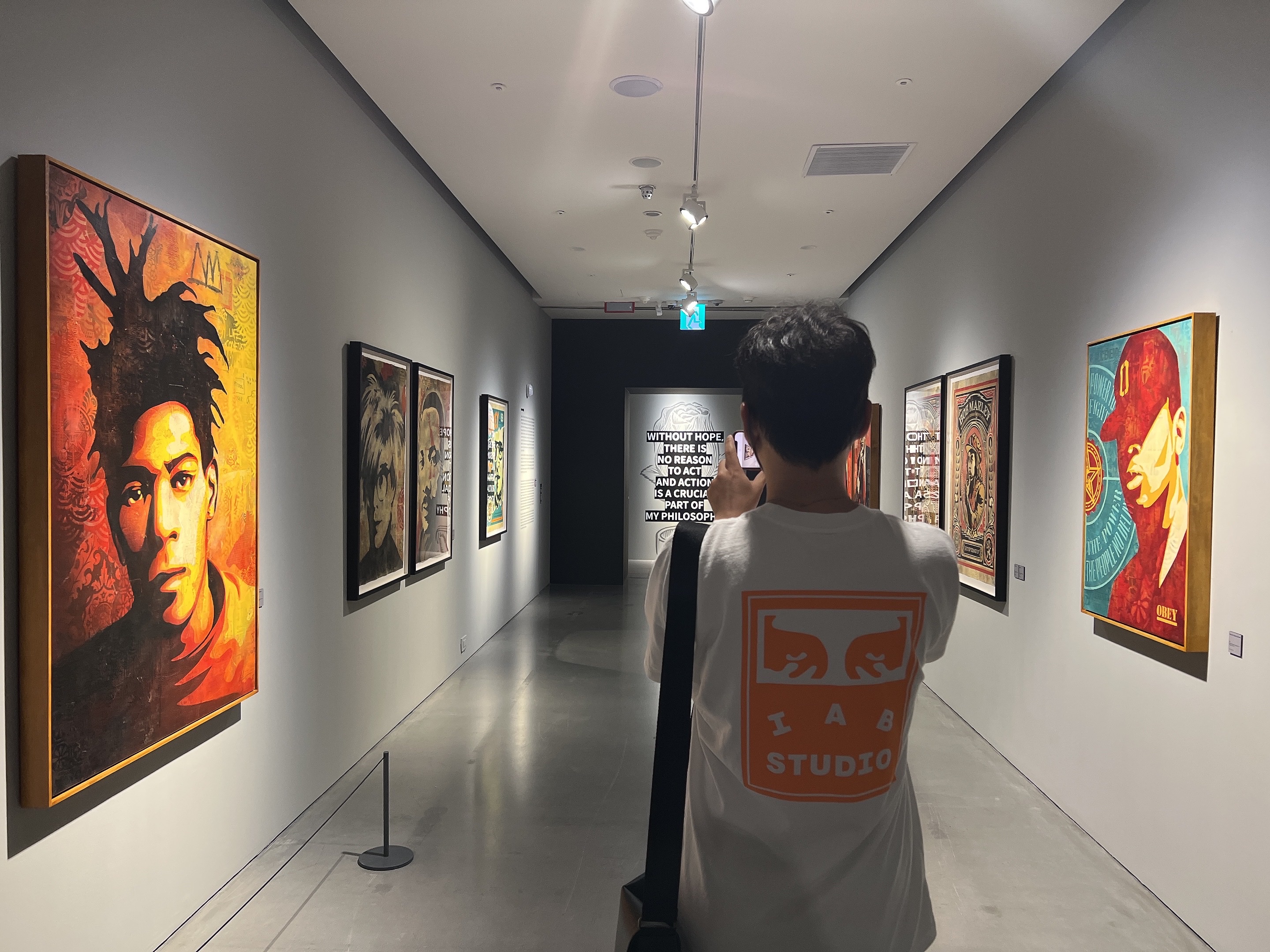 IAB Studio x Obey Eyes Icon T-Shirt White 착용 스타일