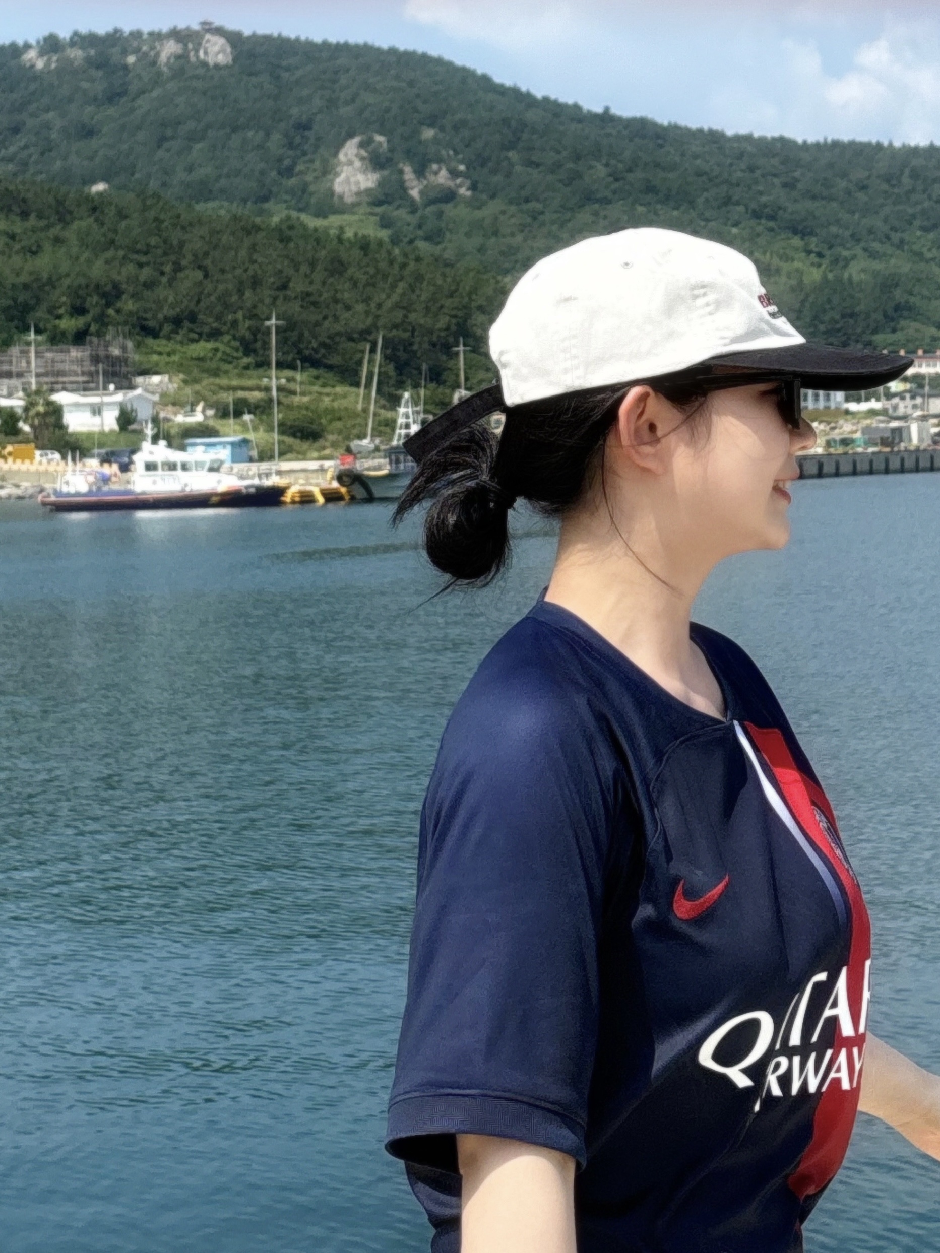 (Kids) Deus Ex Machina College Seoul T-Shirt Black, Nike Paris Saint-Germain 2023/24 Dri-Fit Stadium Home Jersey Midnight Navy (Non Marking Ver.) 착용 스타일 - 2