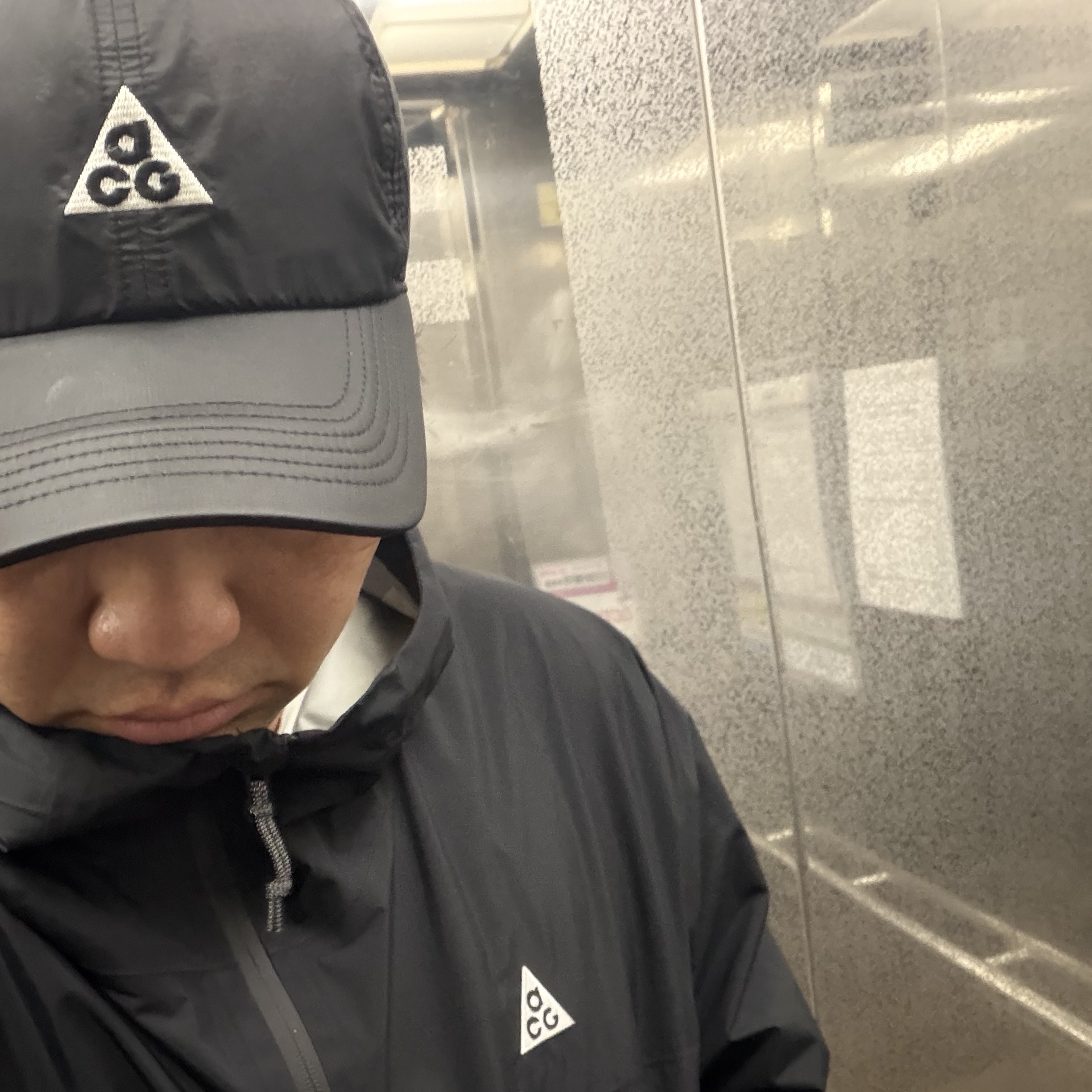 Nike ACG Trail Cap Black 착용 스타일