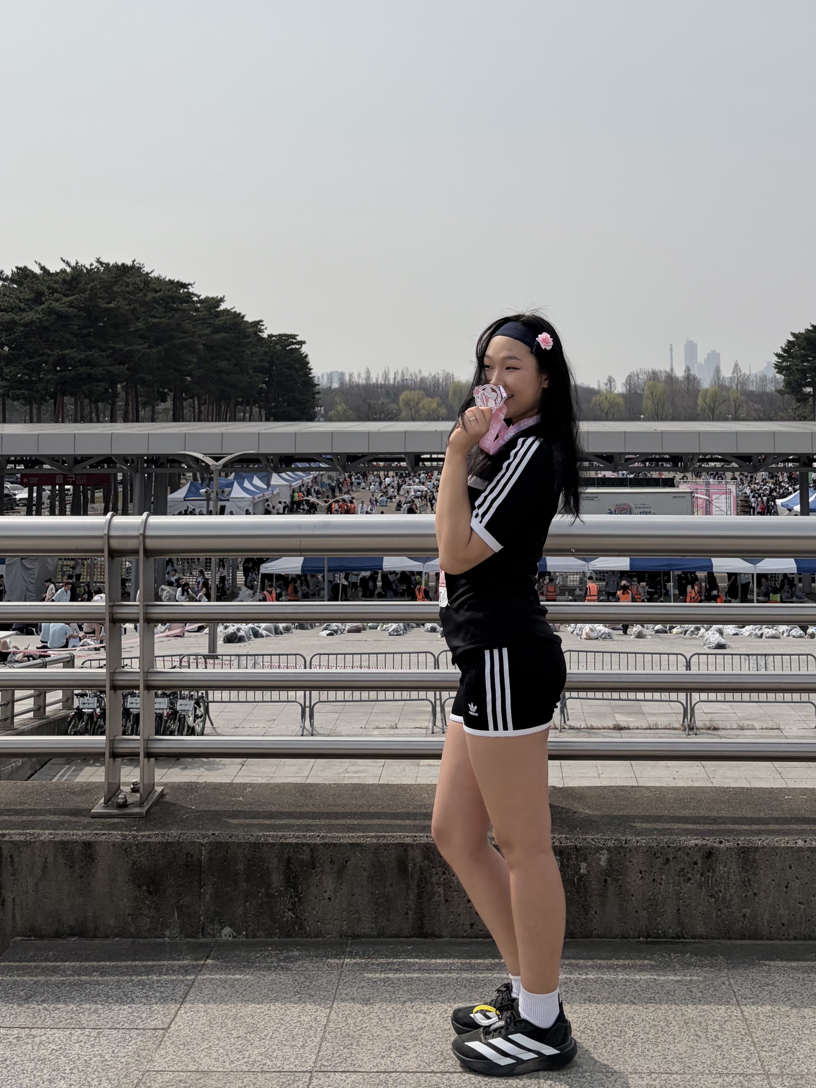 Adidas Adizero EVO SL Core Black Cloud White, (W) Adidas Firebird Shorts Black - KR Sizing 착용 스타일 - 1