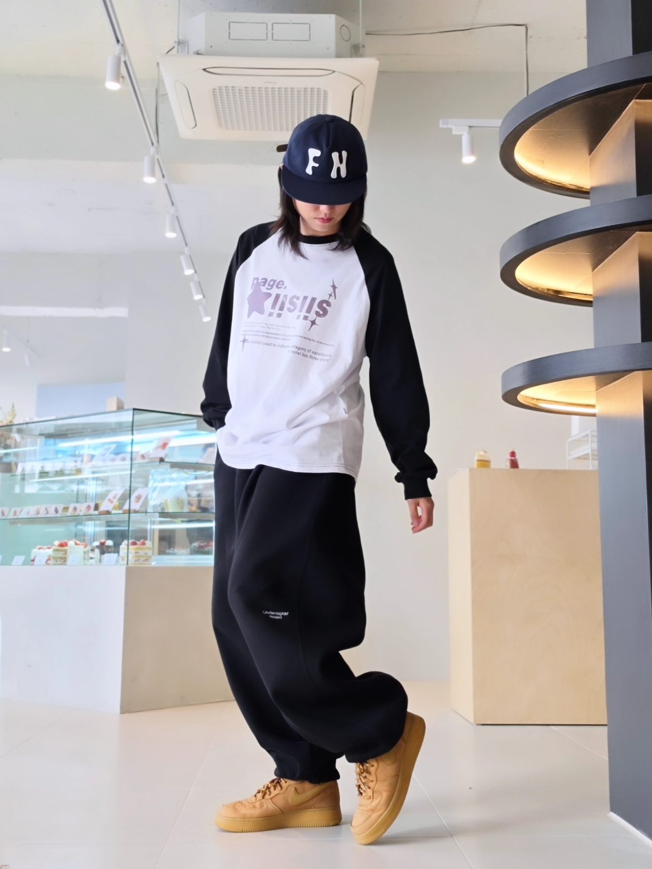 Undermycar Mu.03 Anti Fxxking Logo Play Oversized Sweat Jogger Black, pagesiisii Purple Chrome Siisii Stars Print Overfit Long Sleeve Black 착용 스타일 - 2